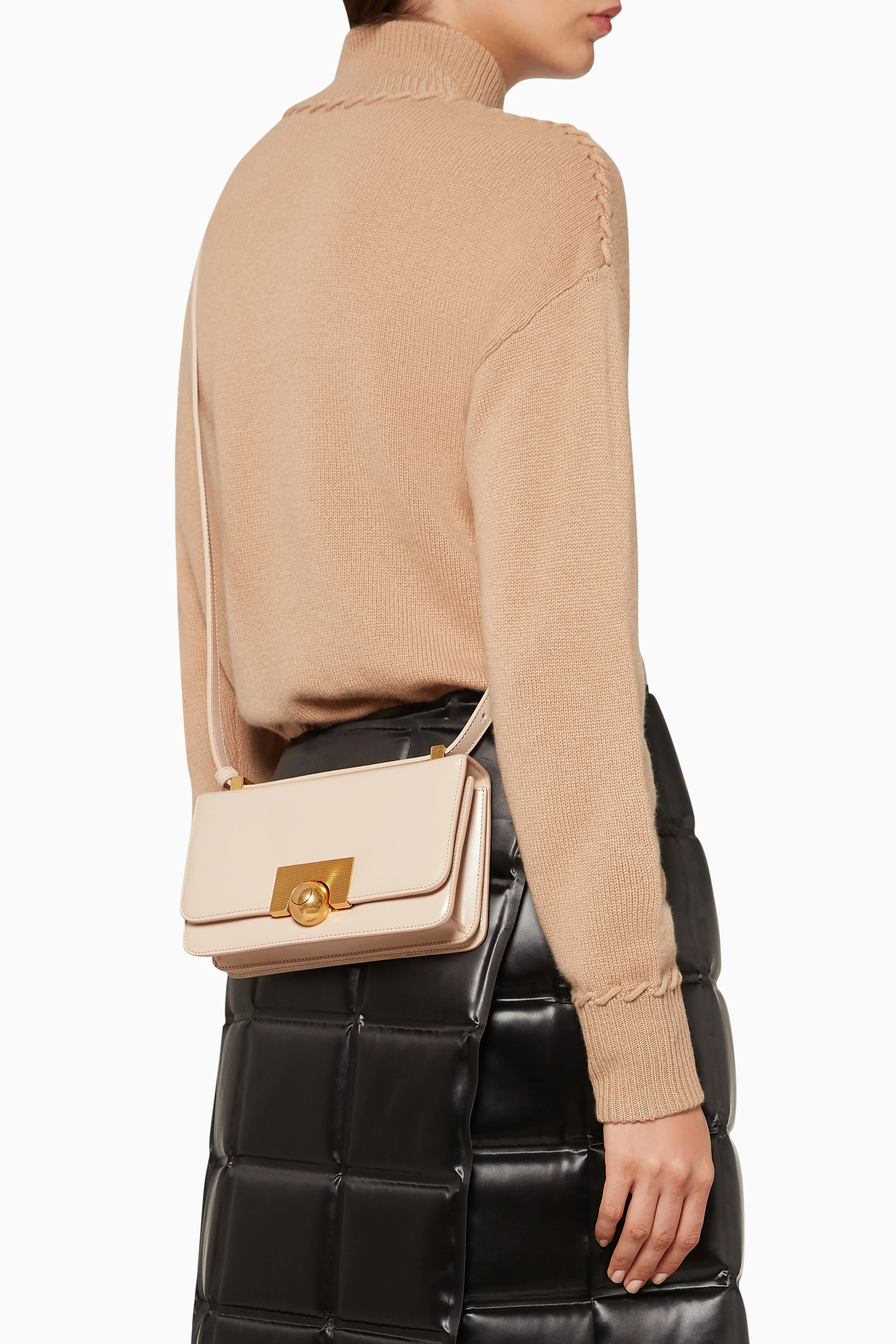 Bottega veneta best sale bv classic bag