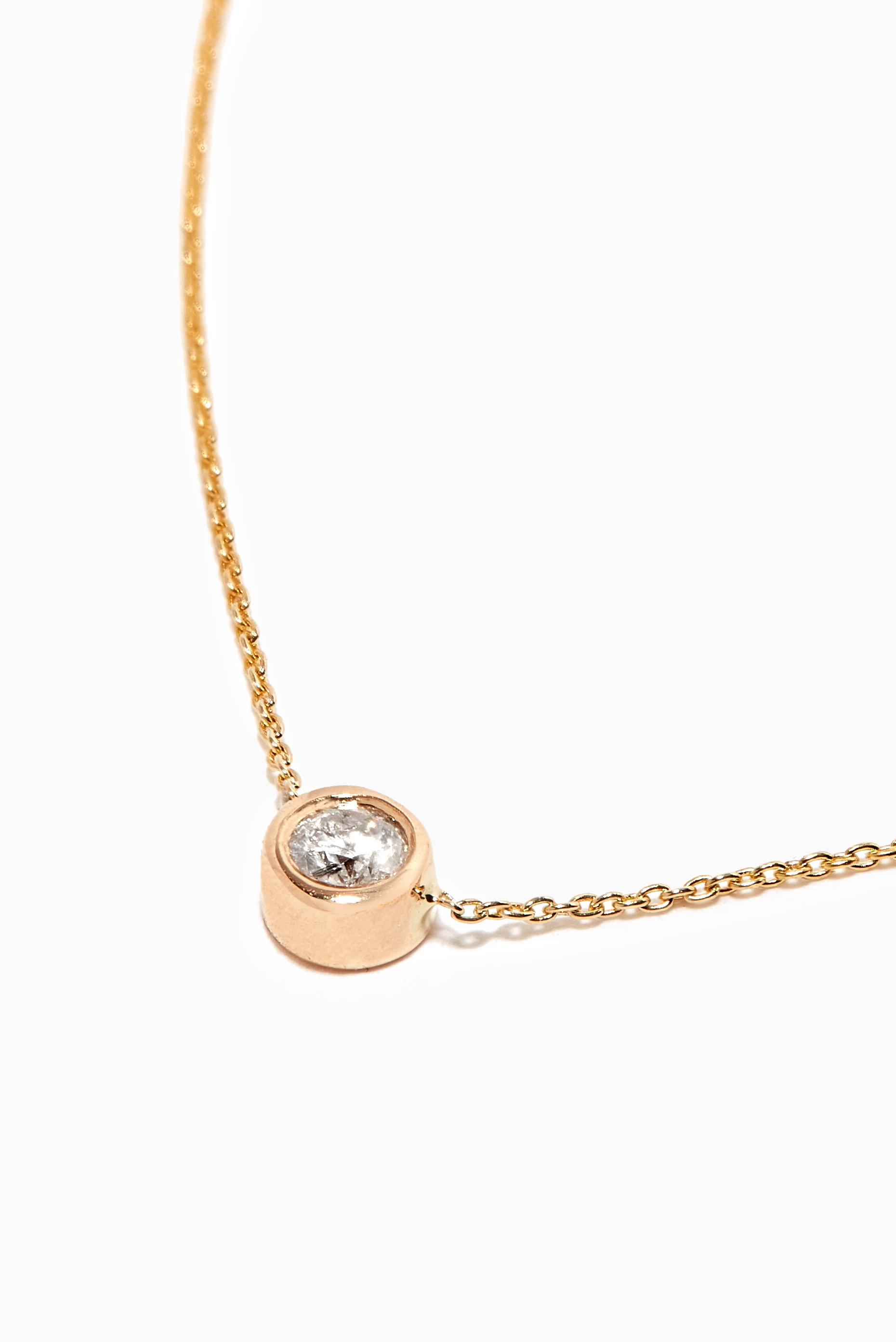 Diamond circle necklace yellow gold cheap
