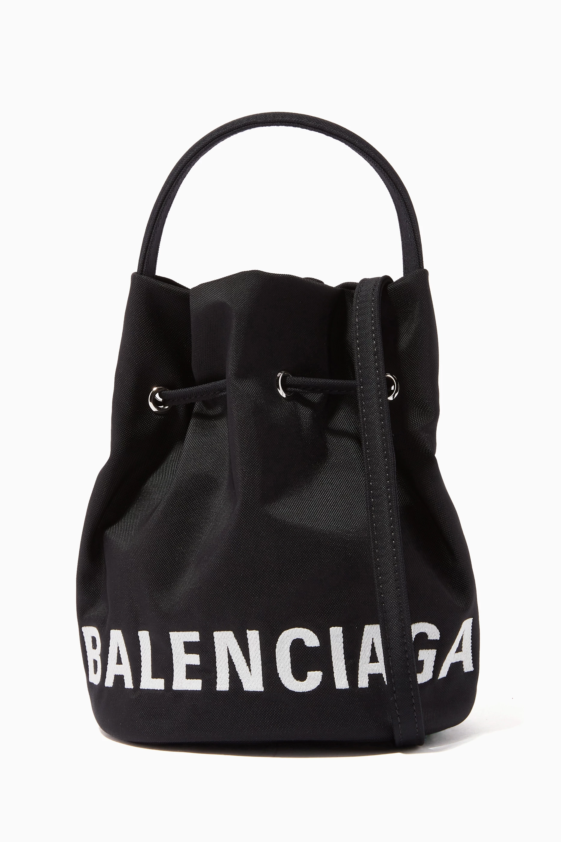 Balenciaga bucket clearance