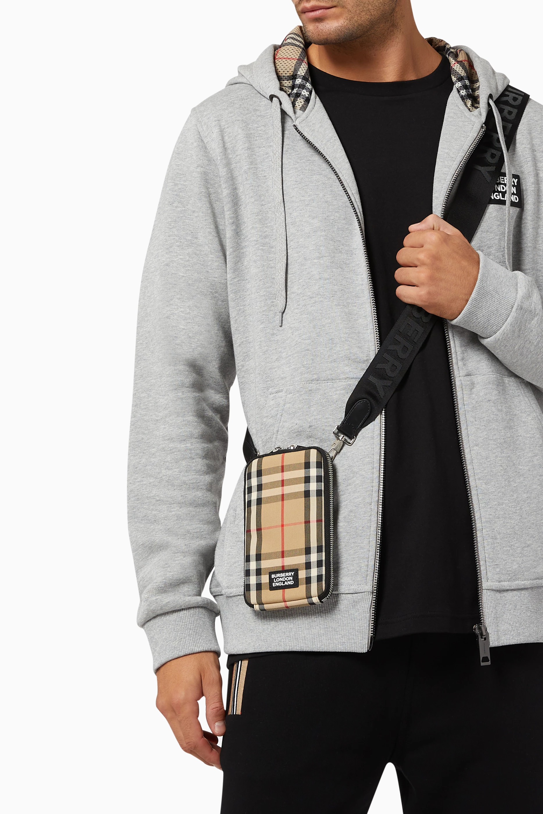 Burberry 8 clearance plus case 988