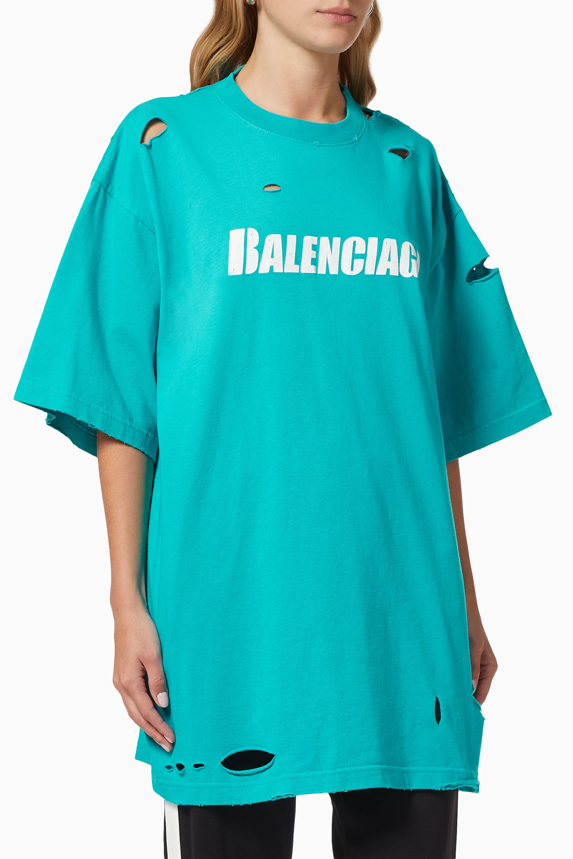 BALENCIAGA 2021 SS Caps Destroyed Flatground T-Shirt ( 651795TKVB89040,  651795TKVB84661, 651795TKVB81070)