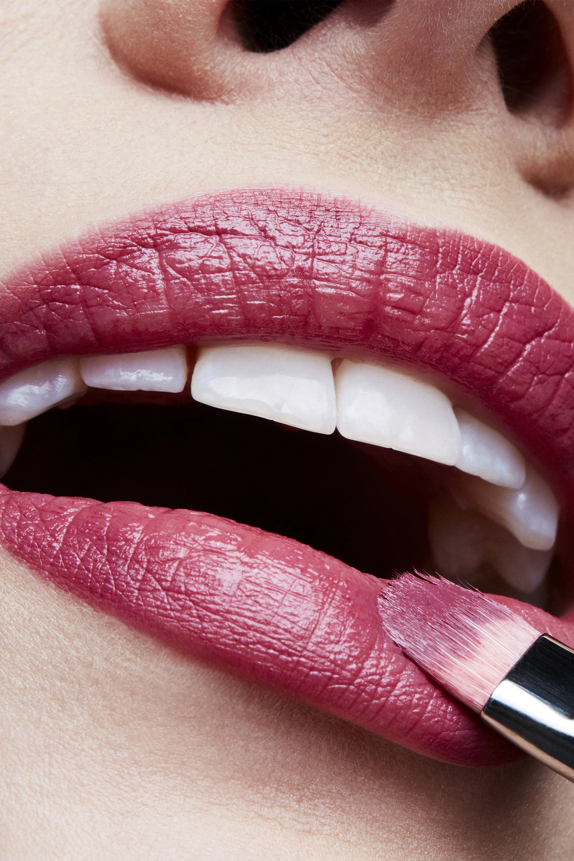 Mac sales captive lipstick