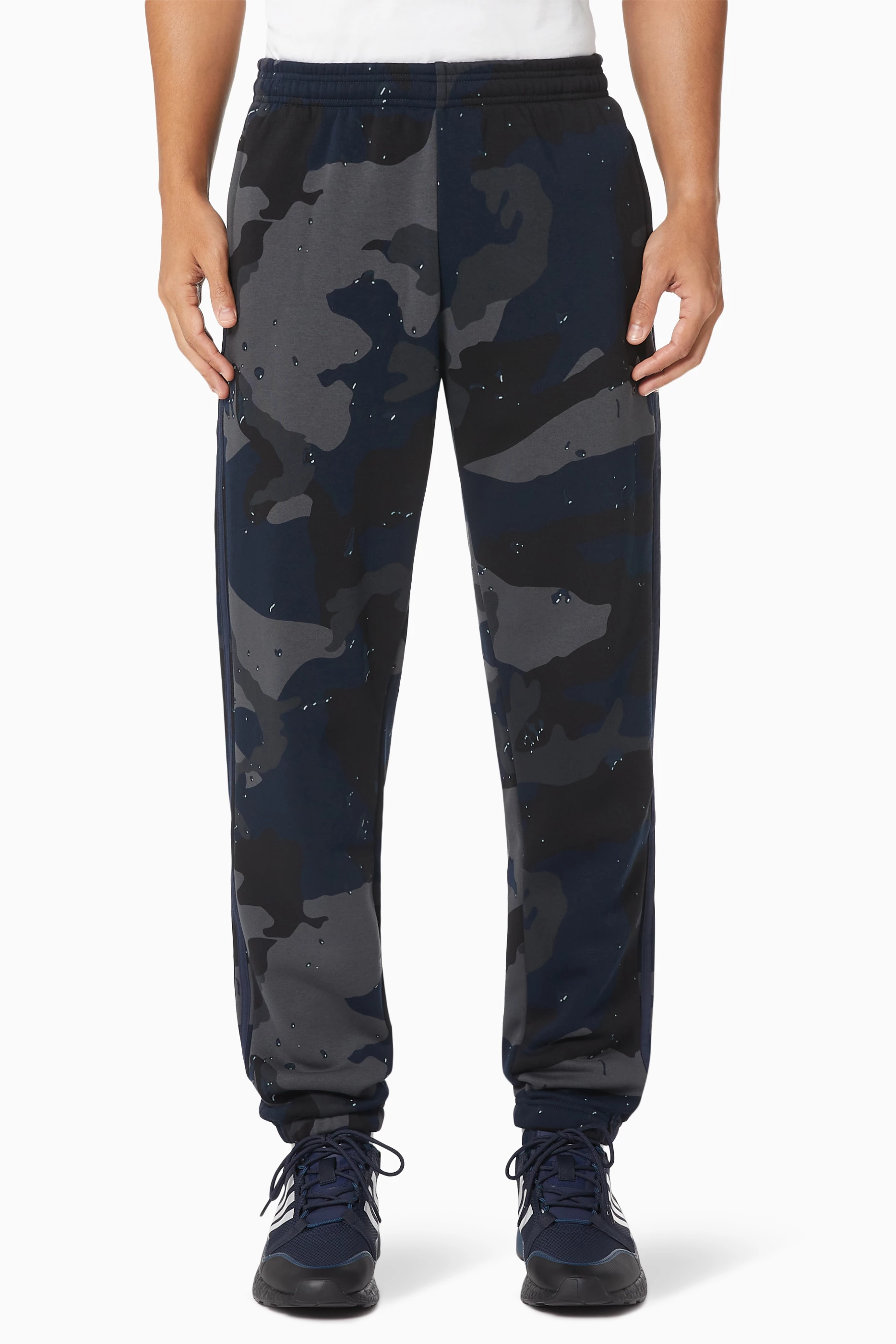 Camo hot sale fleece sweatpants