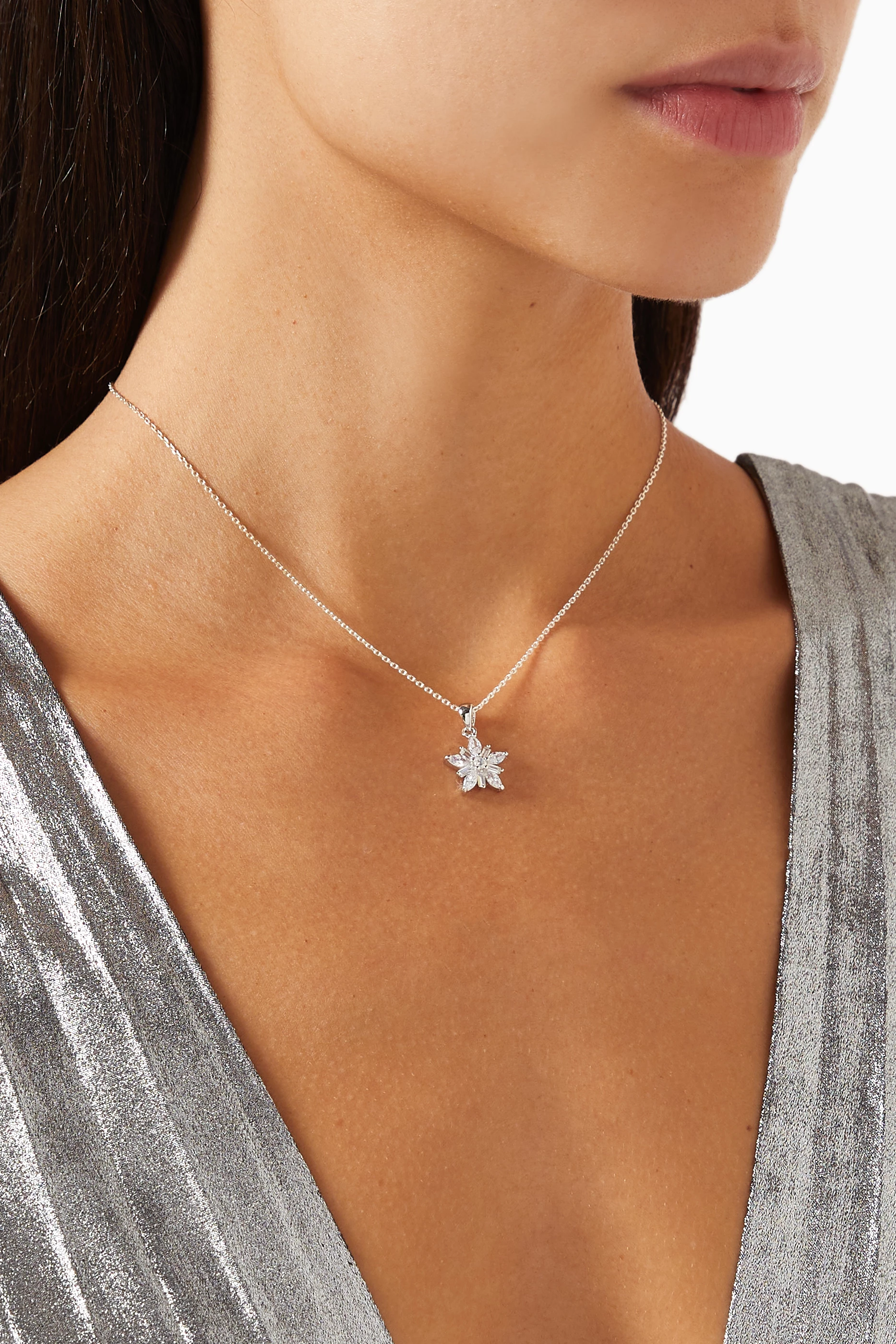 Snowflake cheap necklace silver