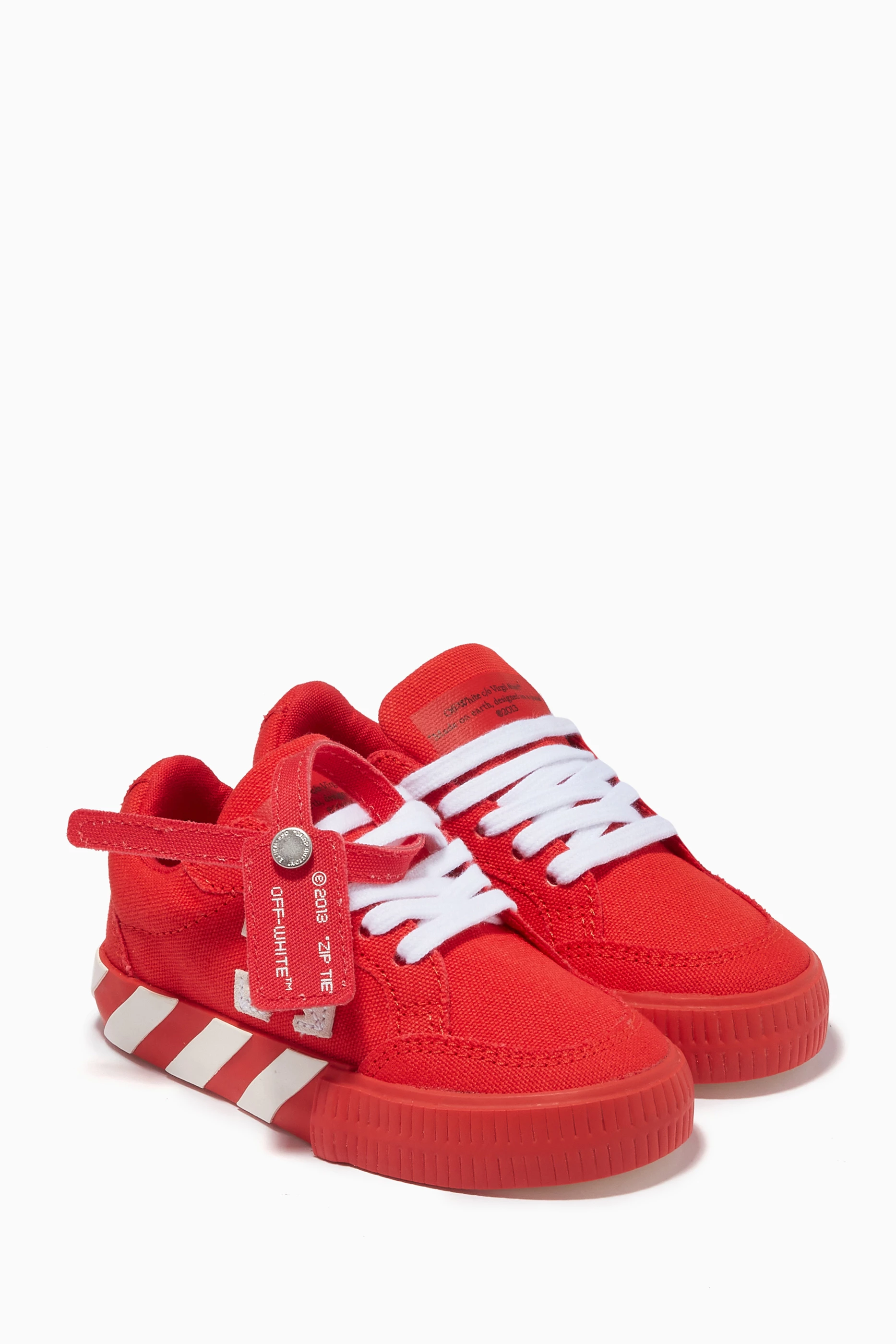 Buy Off White Red Low Vulcanized Sneakers for Boys in UAE Ounass