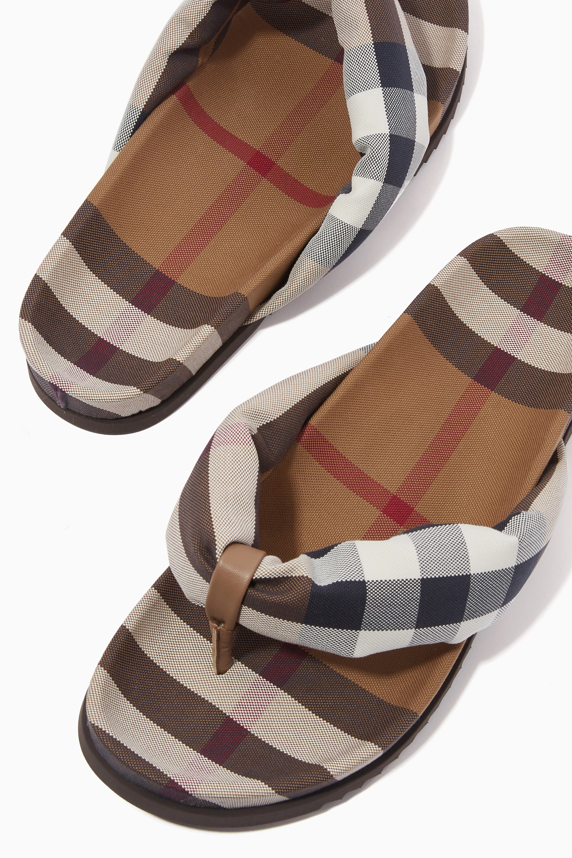 Burberry thong 2025 sandals