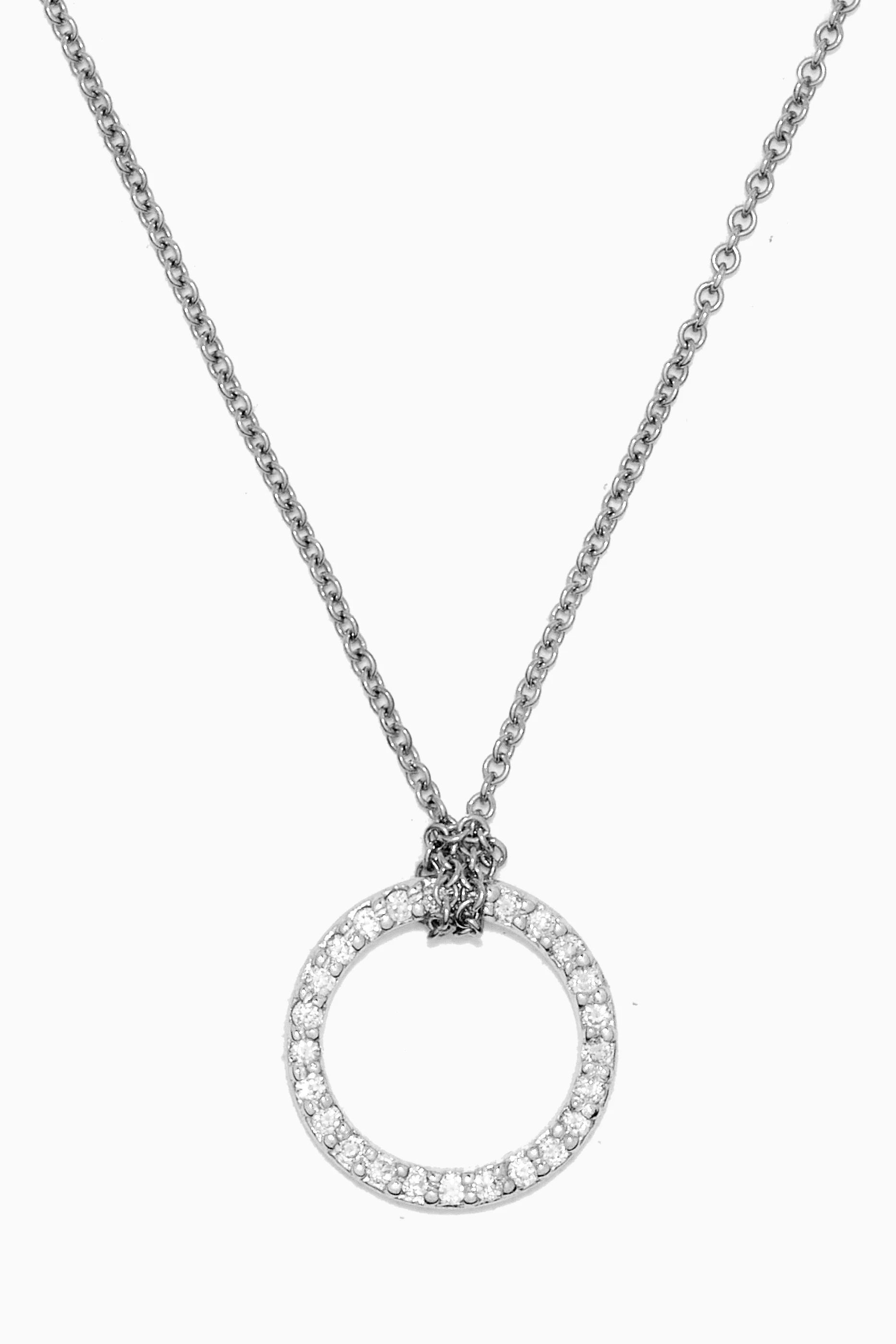 Diamond circle pendant white gold outlet