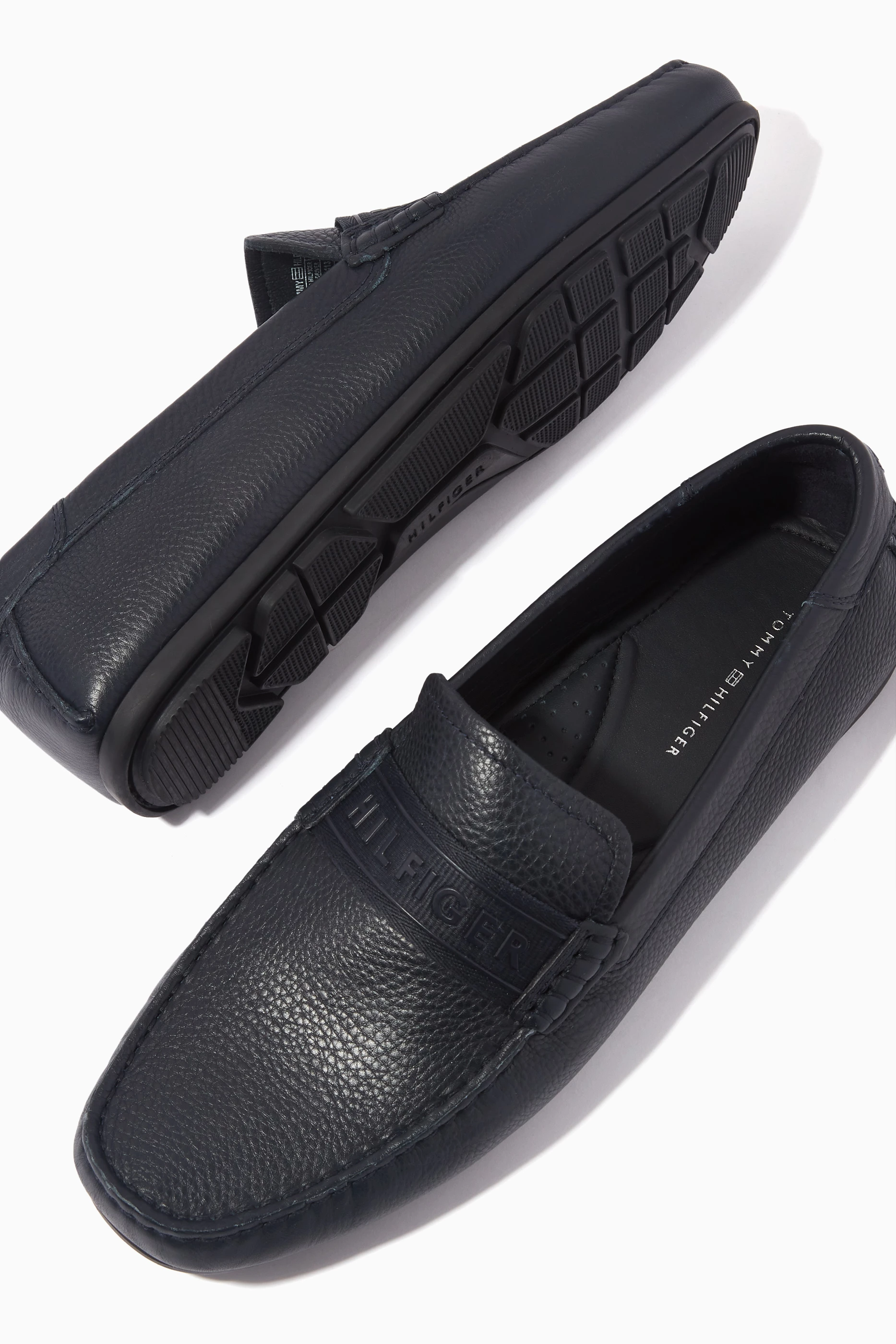 flyde over oversøisk Tante Buy Tommy Hilfiger Blue Hilfiger Driver Shoes in Pebbled Leather for MEN |  Ounass UAE