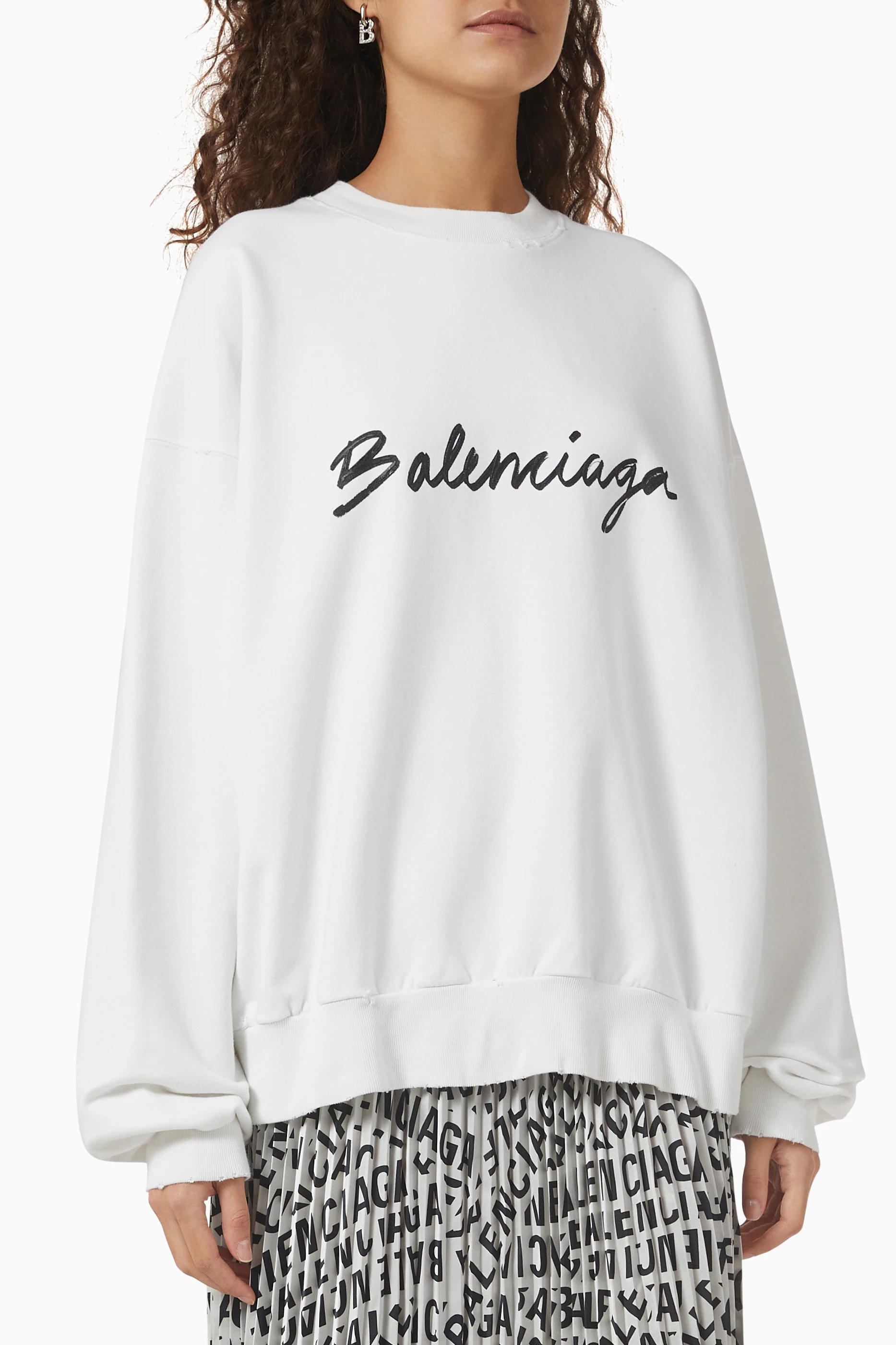 Buy Balenciaga White Script Logo Crewneck Sweatshirt in Cotton for Women in UAE Ounass