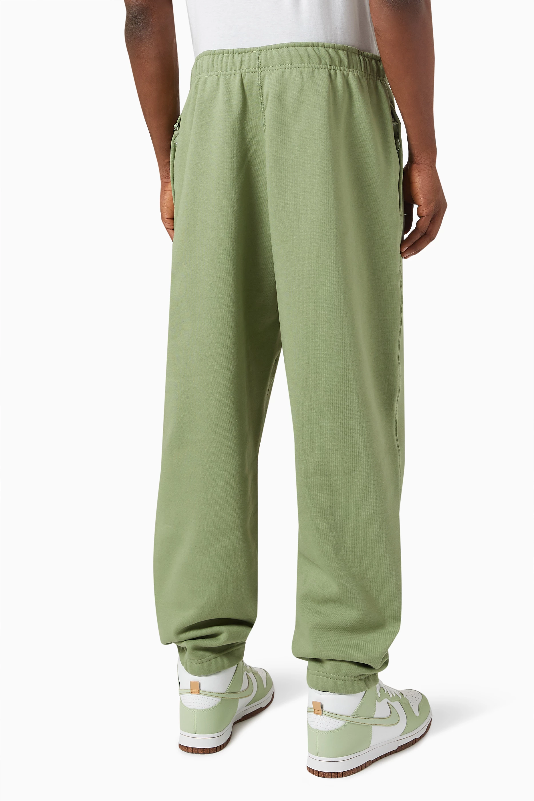 Green shop nike sweatpants