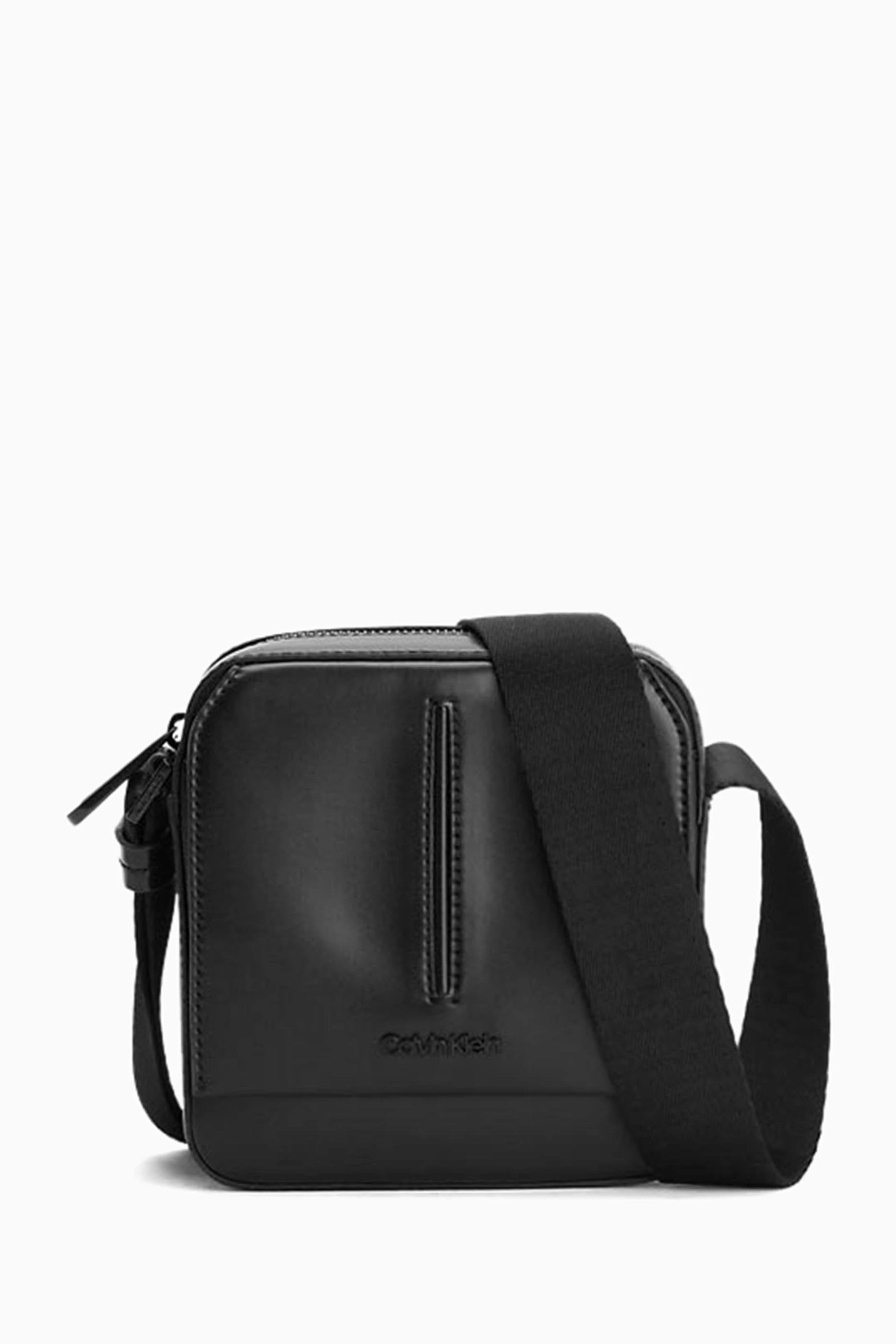 Calvin klein mini hot sale reporter bag