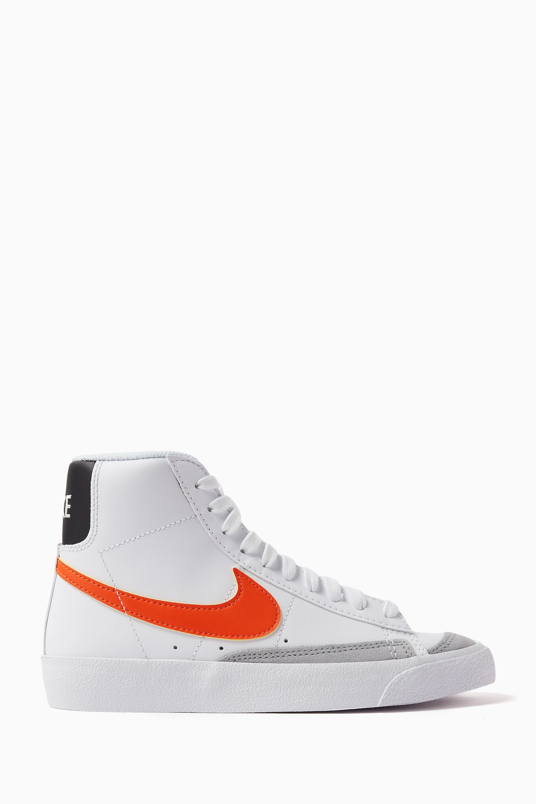 Orange hot sale nike blazers