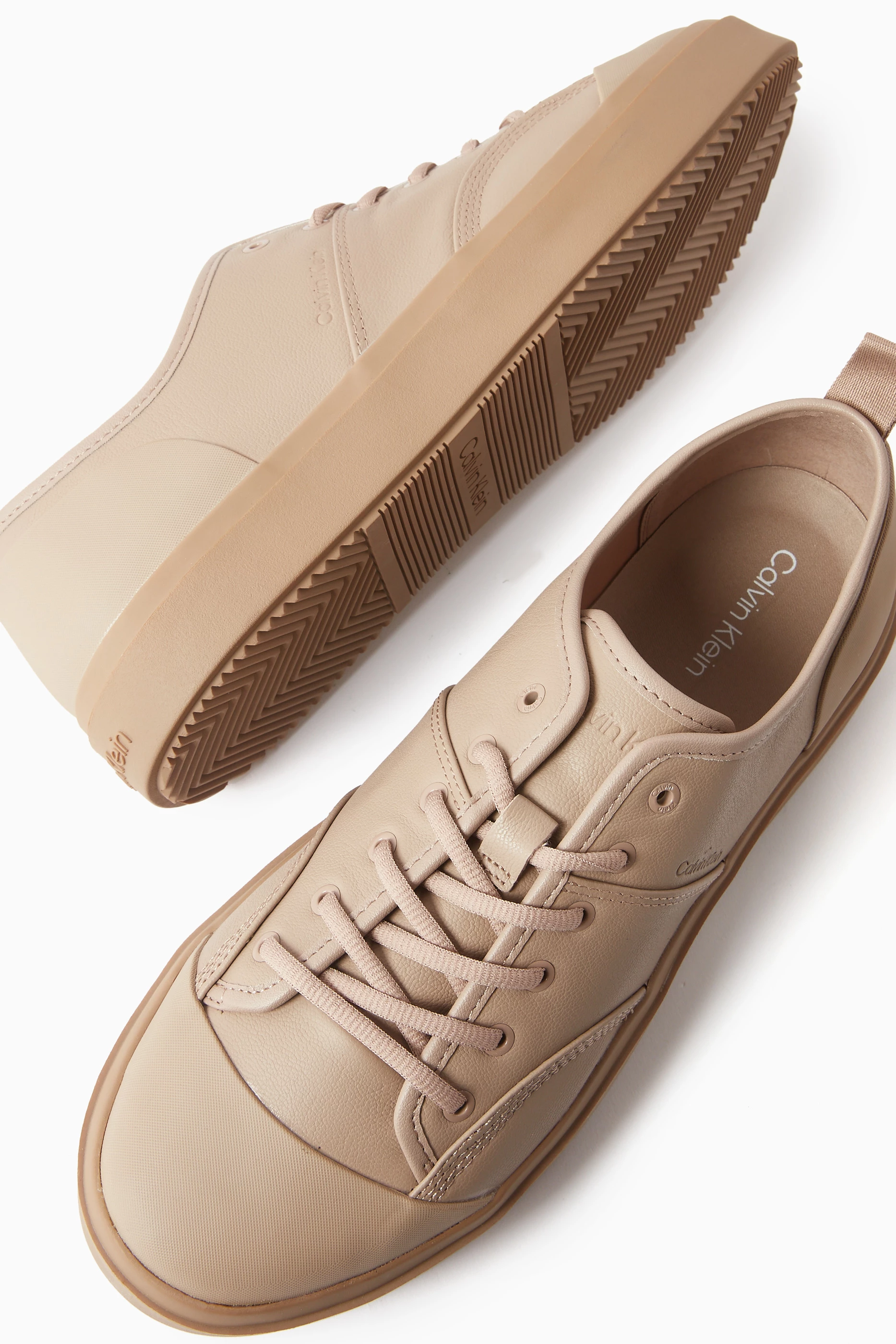 Calvin klein shop canvas trainers