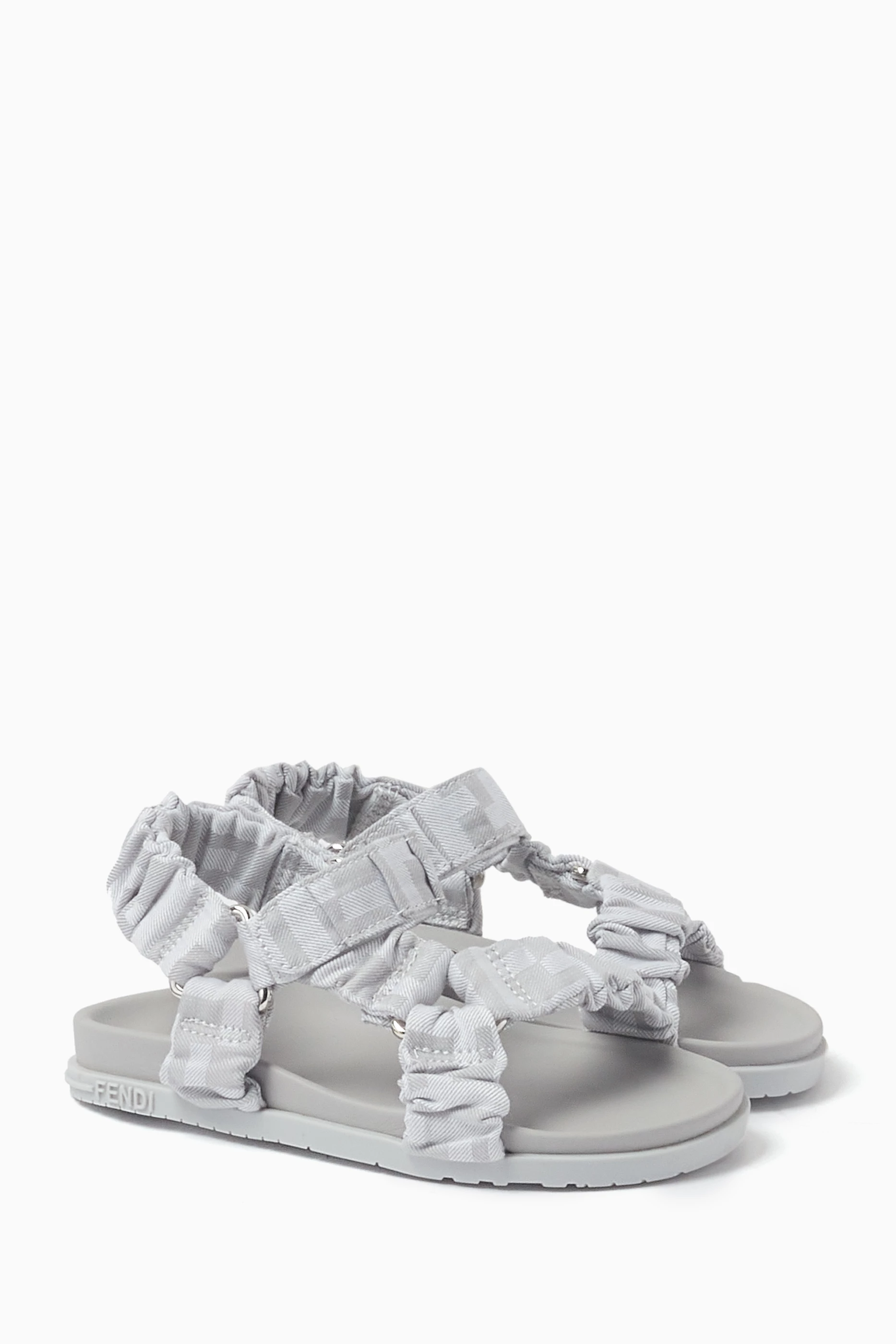 Fendi online white sandals