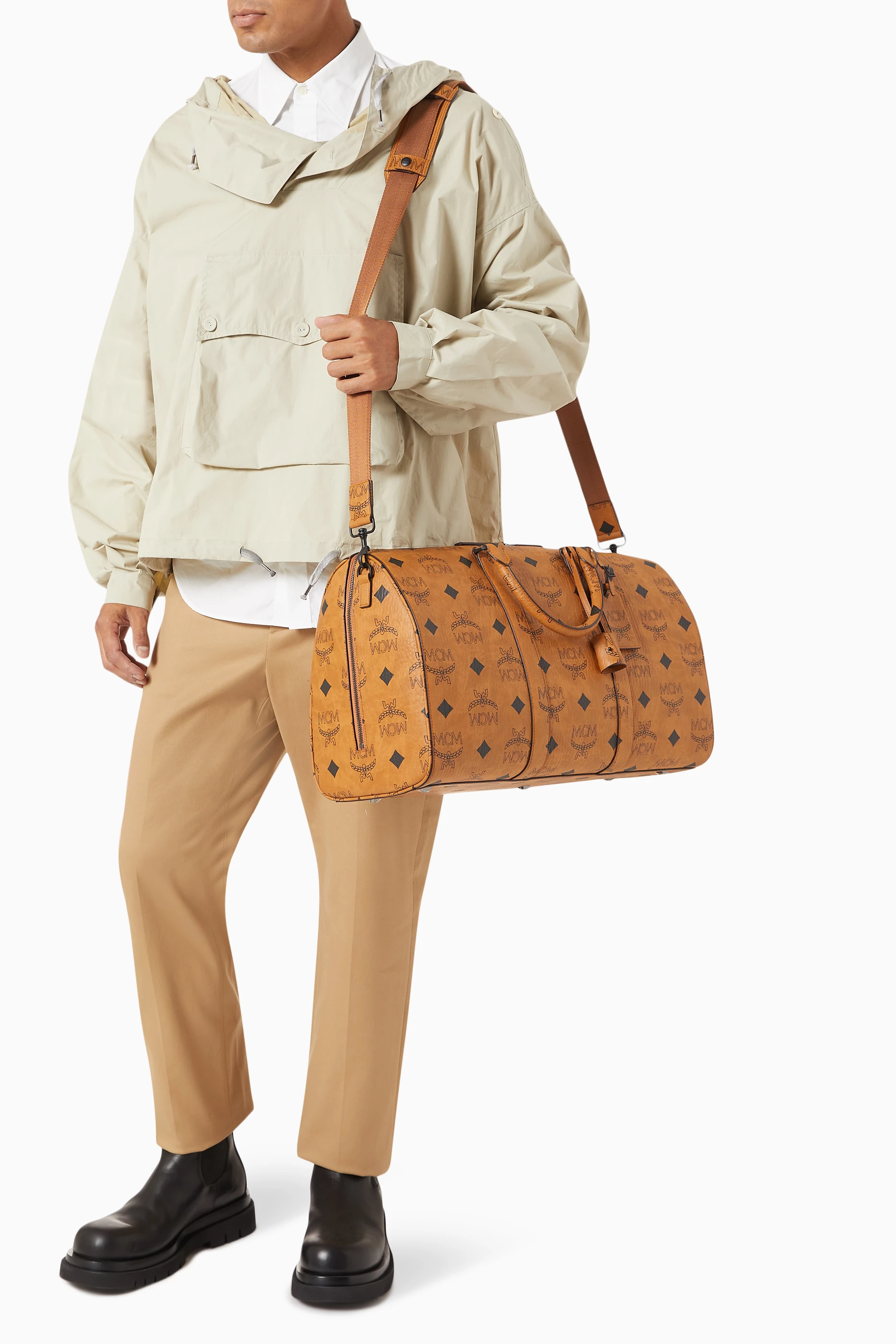 Traveler weekender sales in visetos
