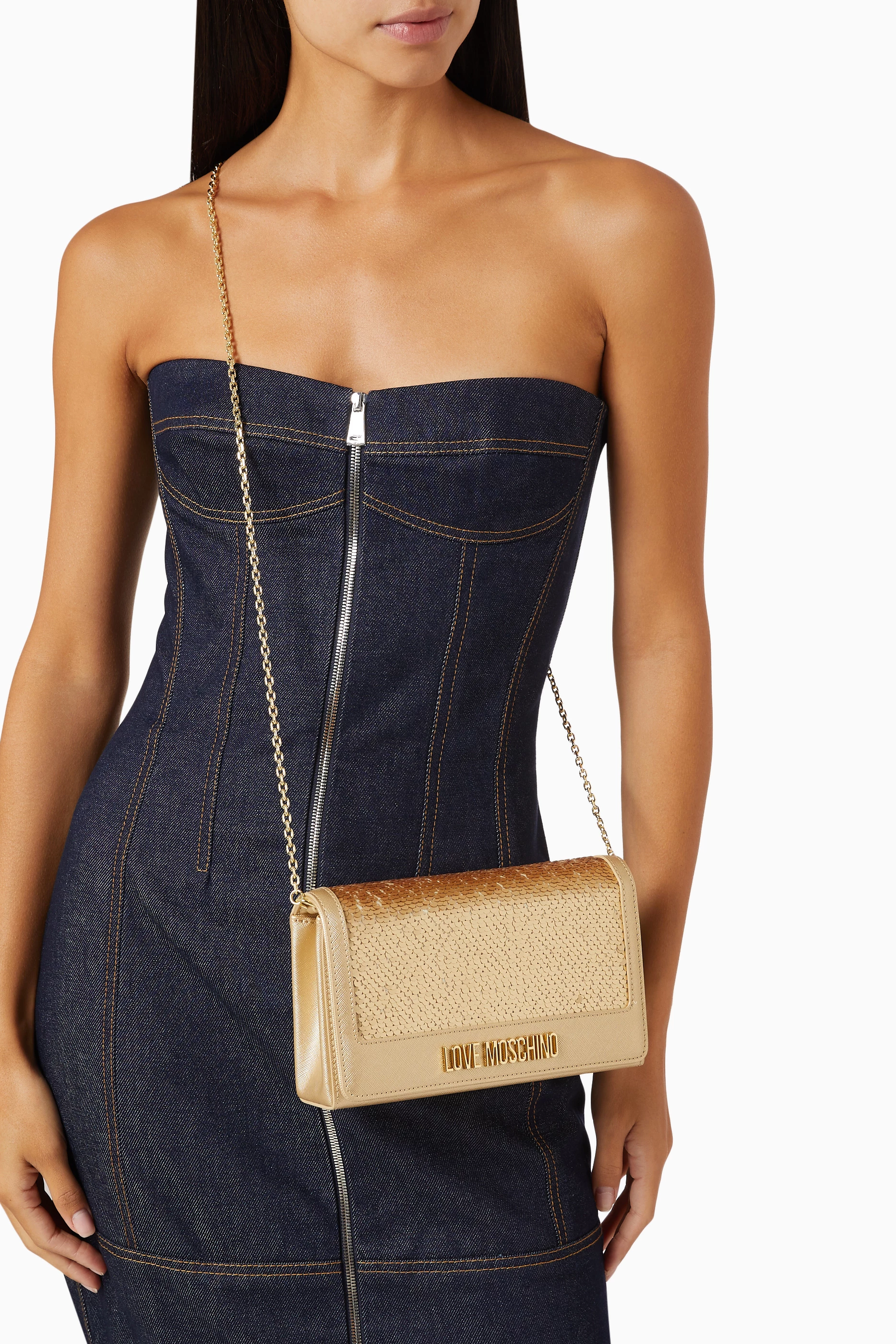 Love moschino gold clearance clutch