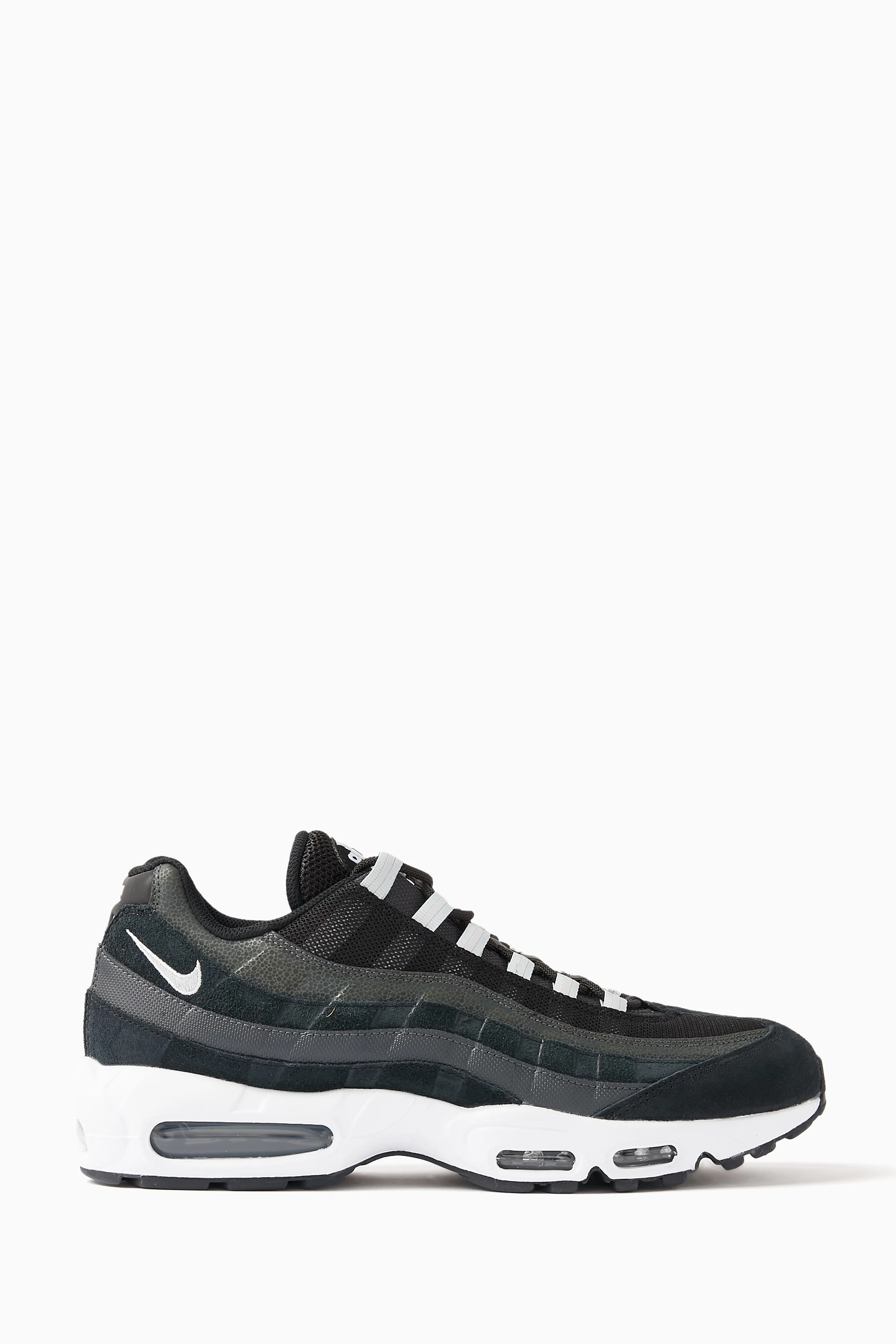 Baskets air clearance max 95 essential