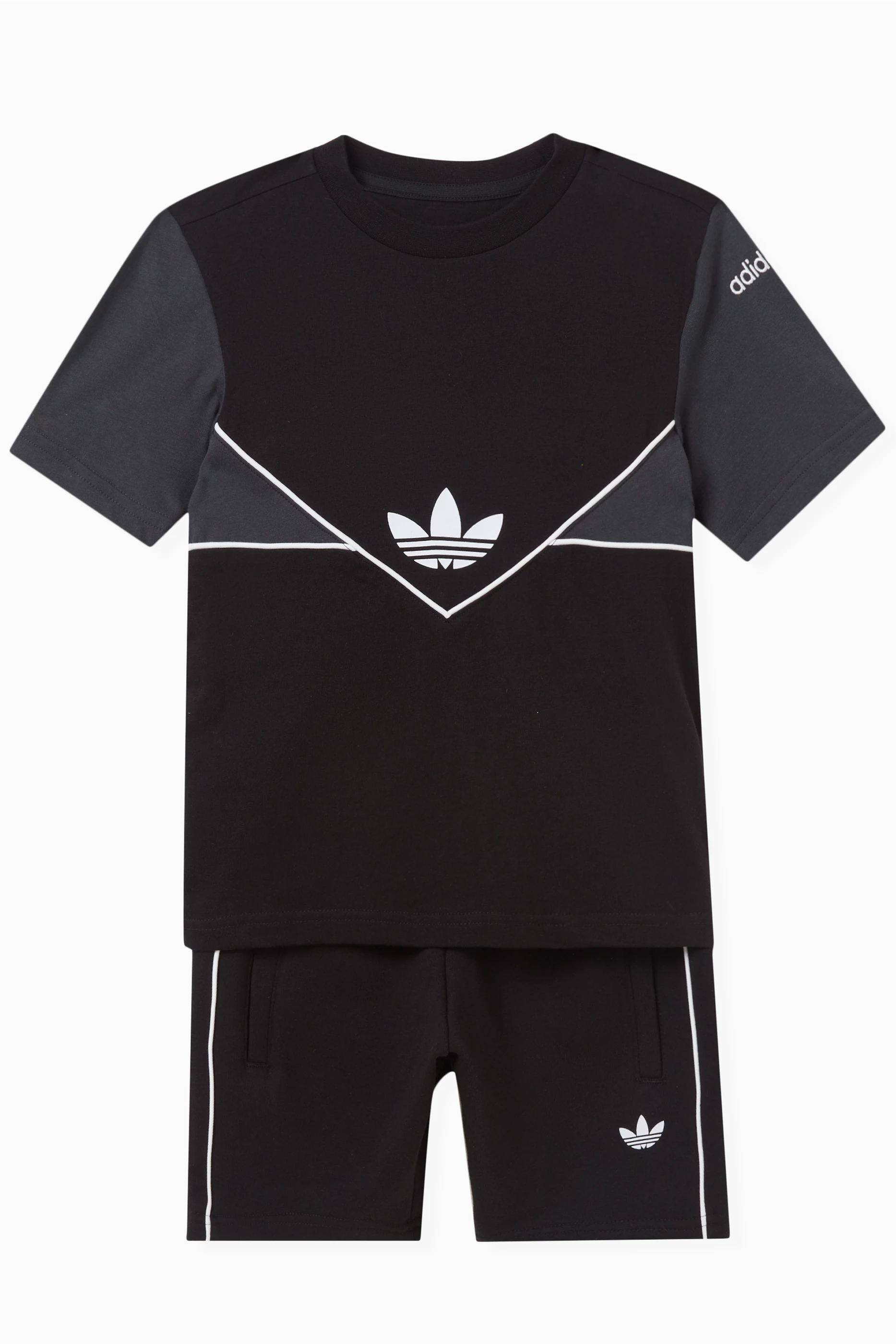 Adidas t shirt and shorts set hot sale