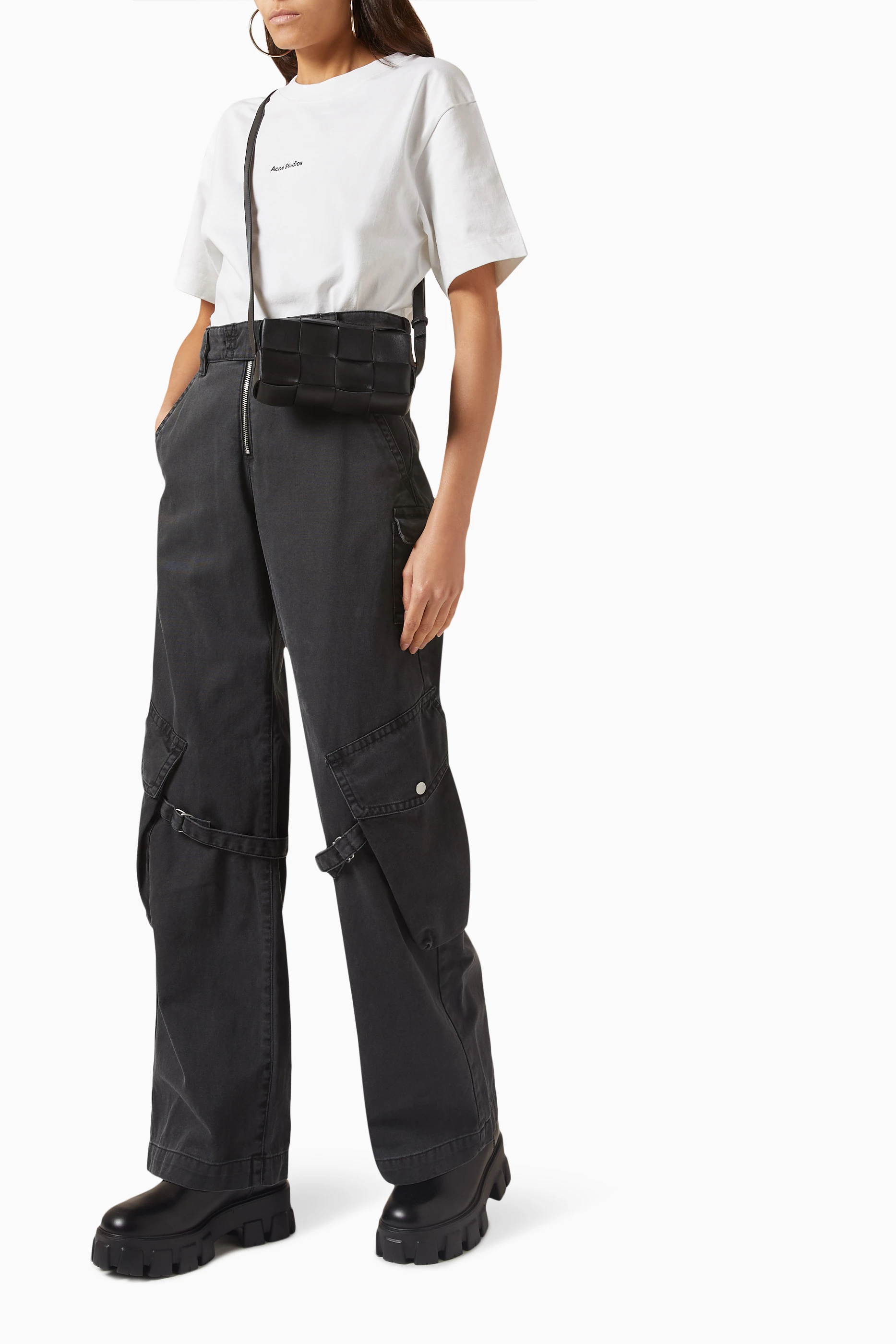 Buy Acne Studios Black Cargo Jeans in Dyed denim for Women in UAE Ounass