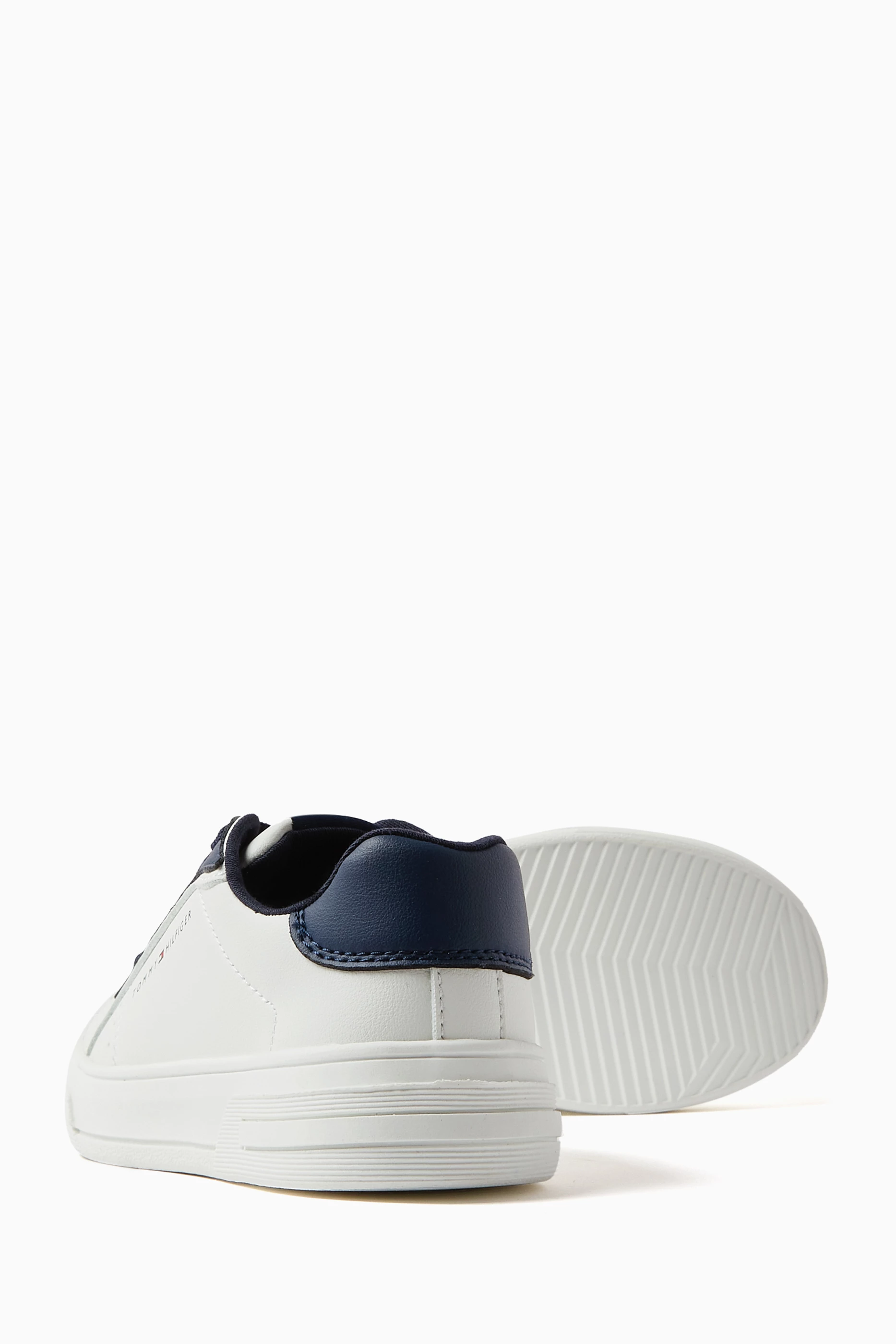 Tommy hilfiger casual sneakers 2025