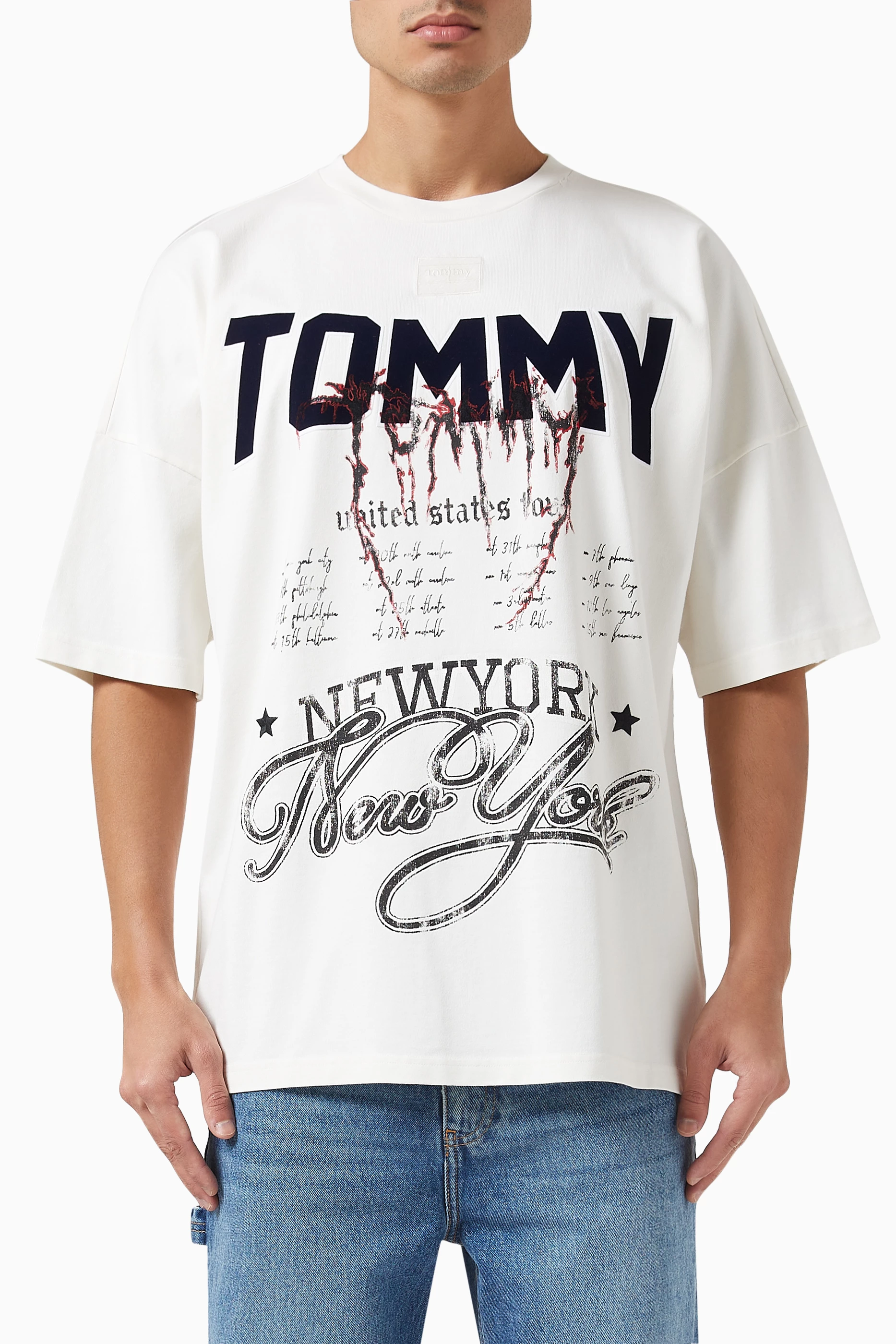 Jeans & t shirt hotsell