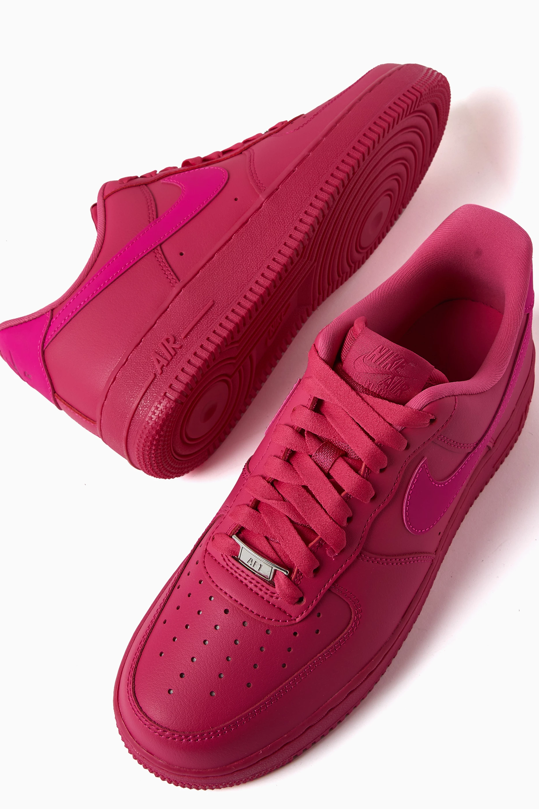 Pale pink air force 1 lo trainers hot sale