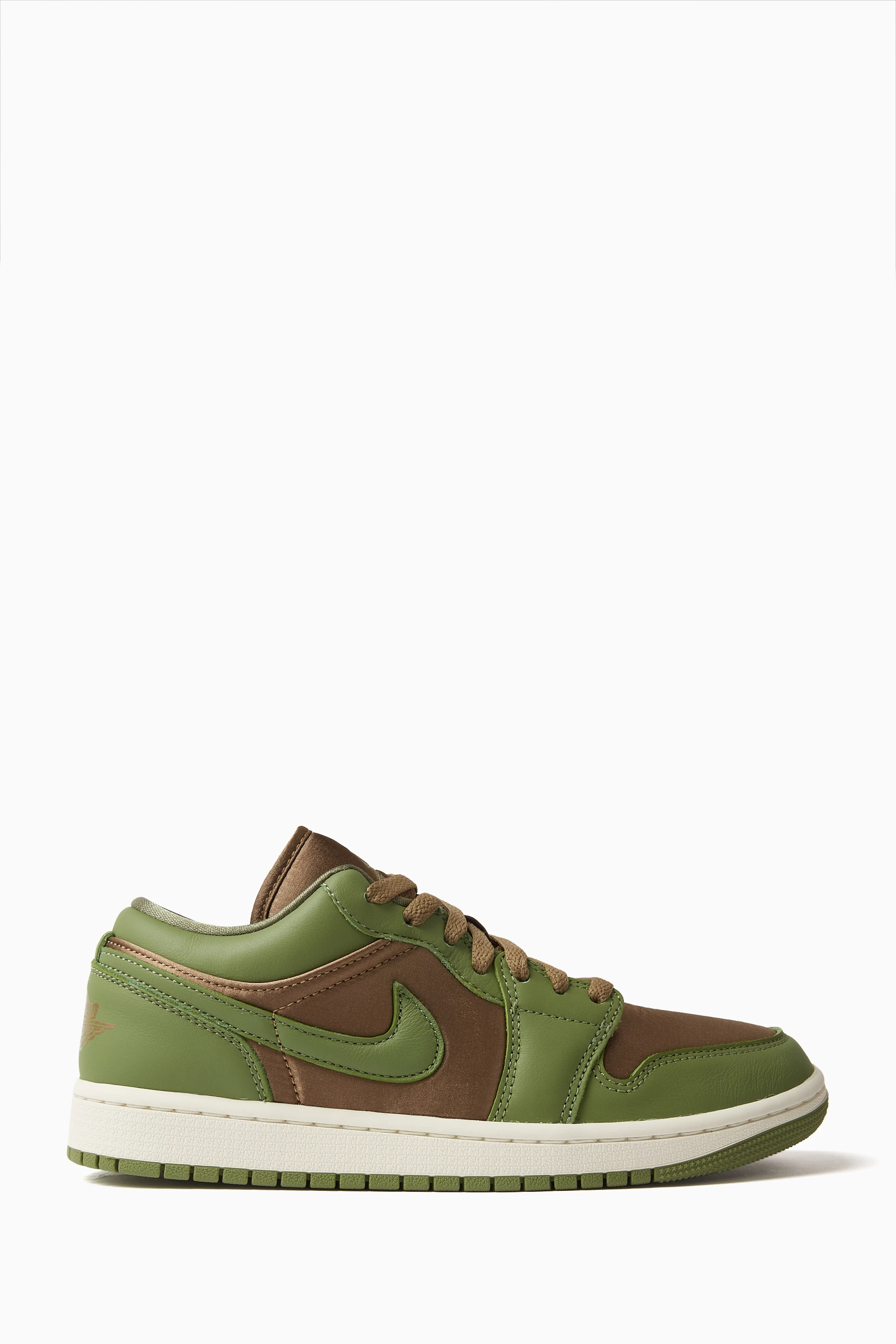 Jordan green deals shoes