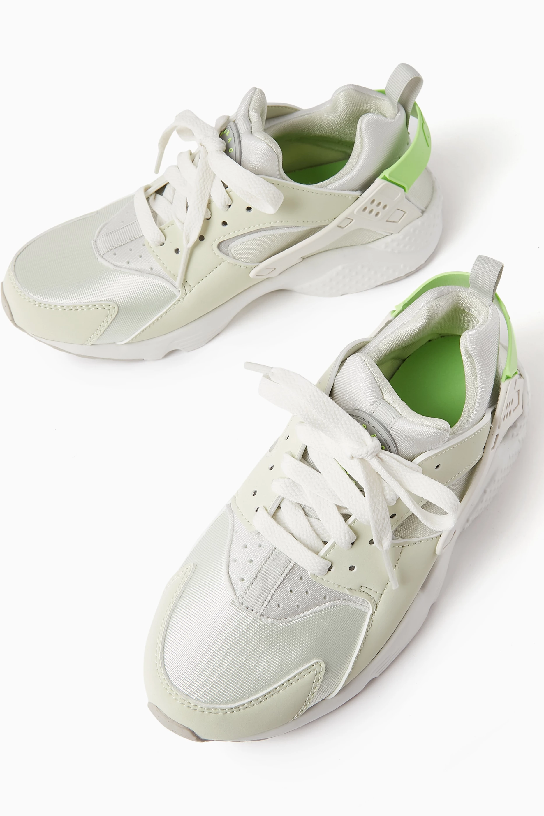 Huaraches junior size 4 online