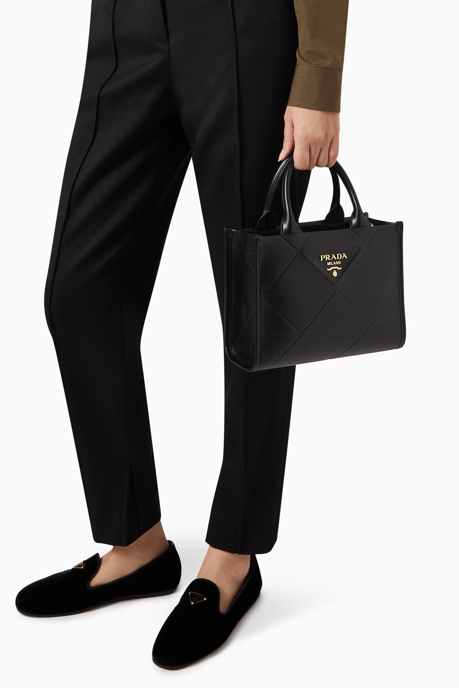 Prada leather tote deals bag black