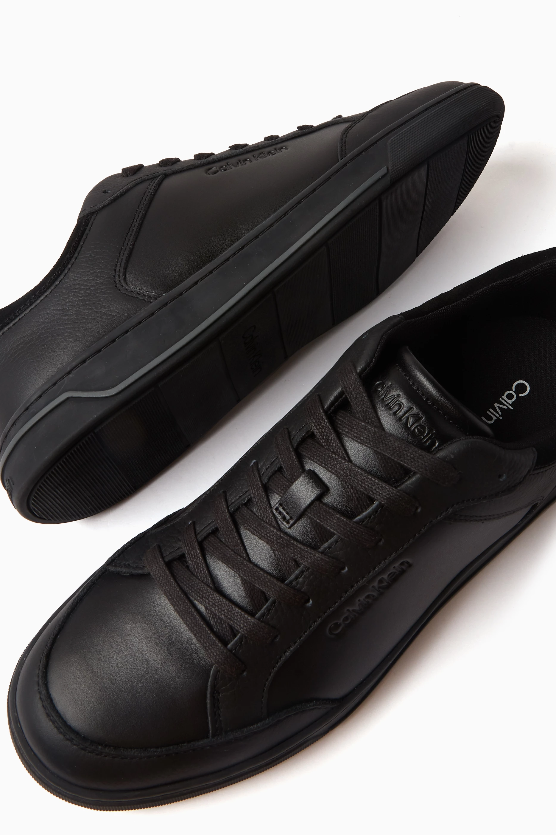 Buy Calvin Klein Black Low top Sneakers in Leather for Men in UAE