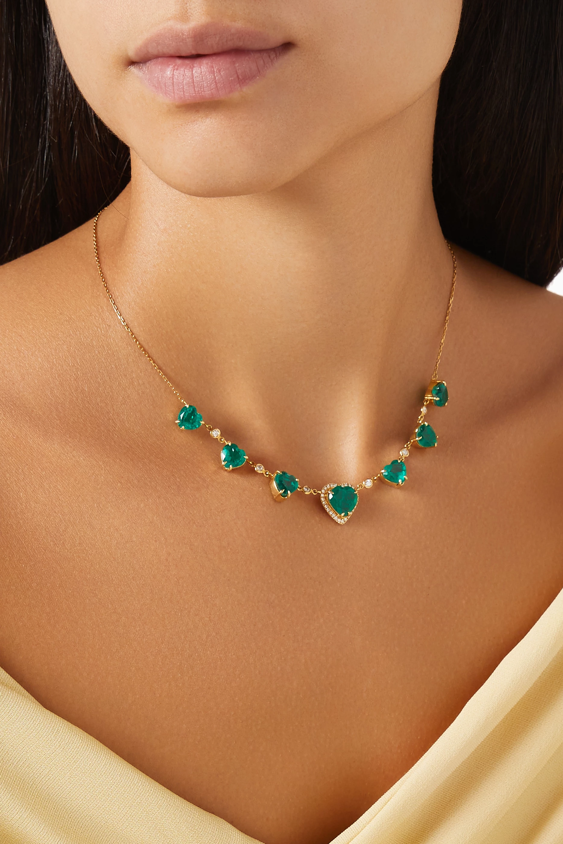 Diamond necklace with emerald deals