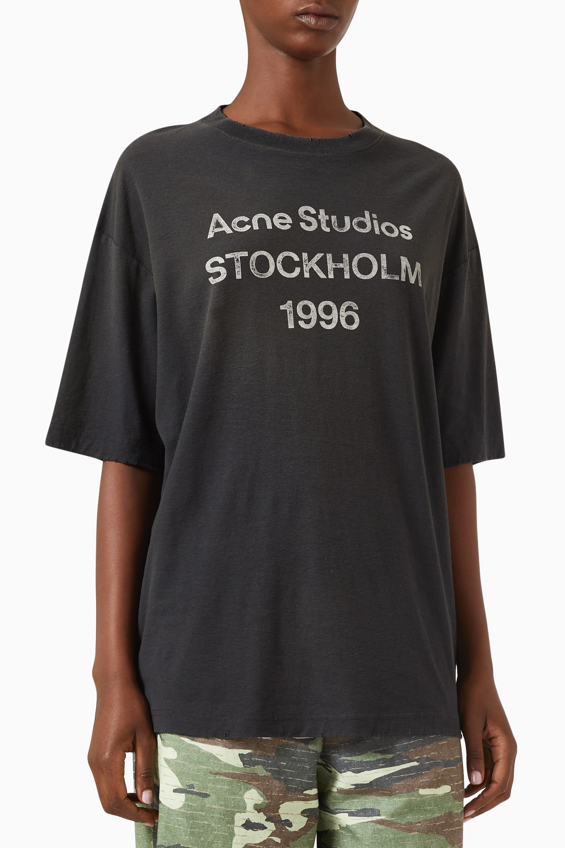 Acne studios neck tee 2025
