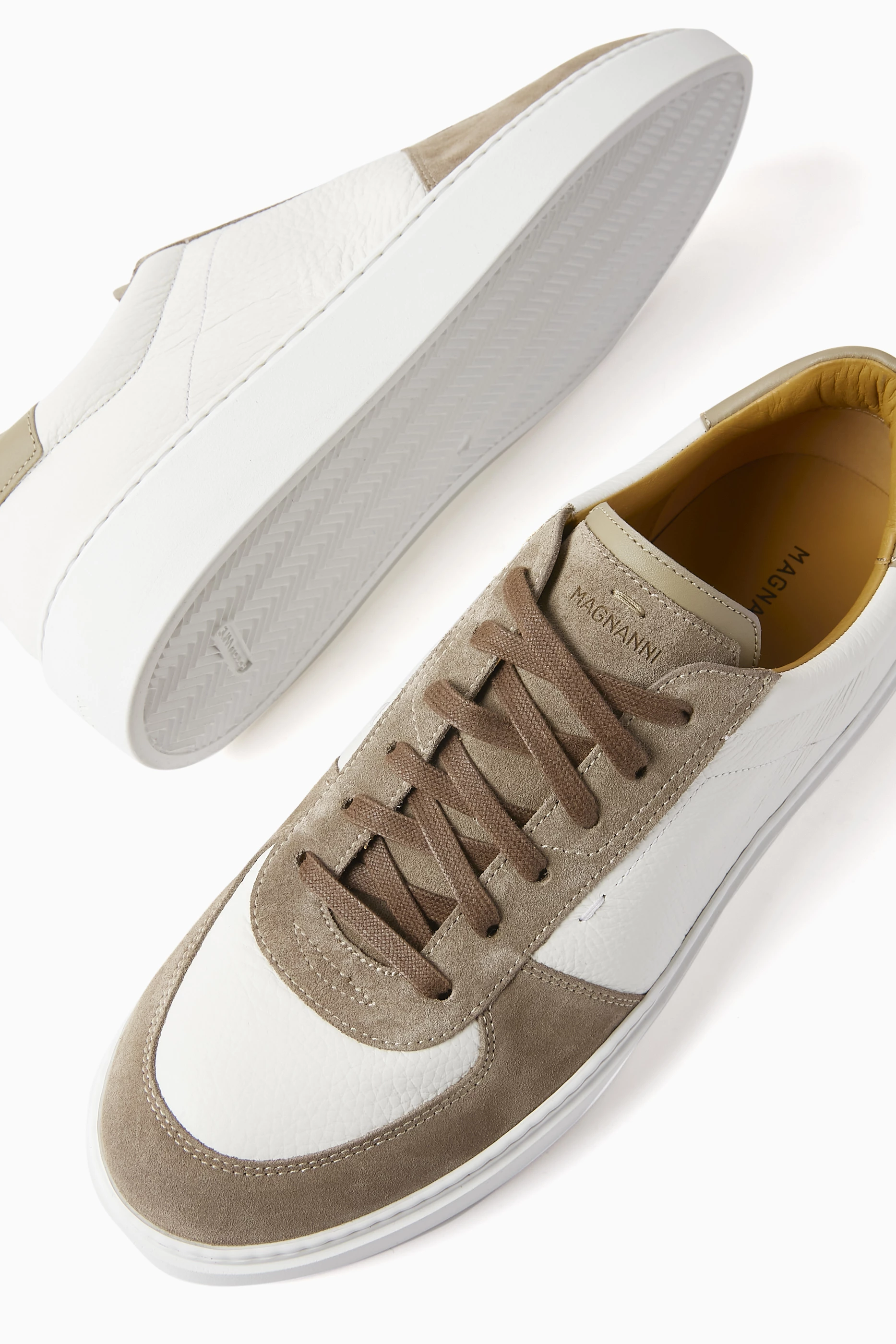 Magnanni shop white sneakers