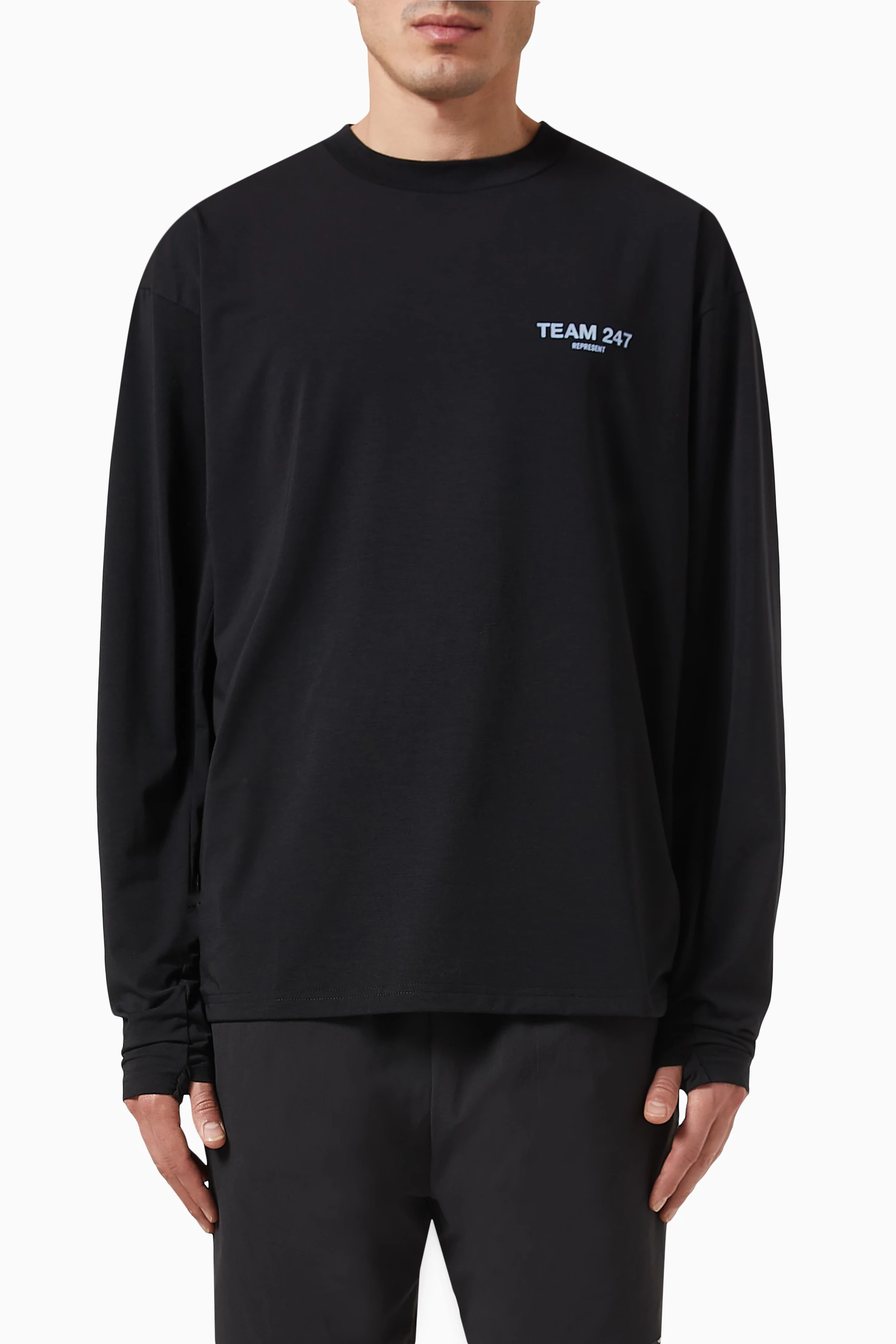 Long outlet sleeve tee