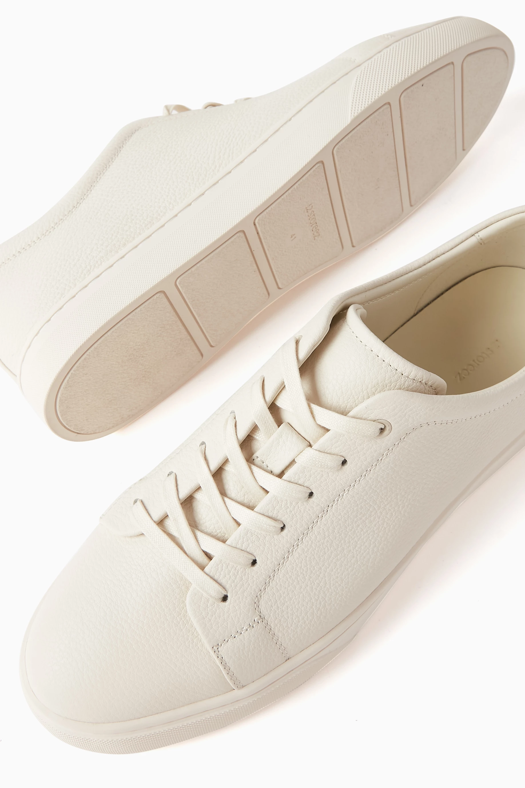 One twelve shoes off deals white