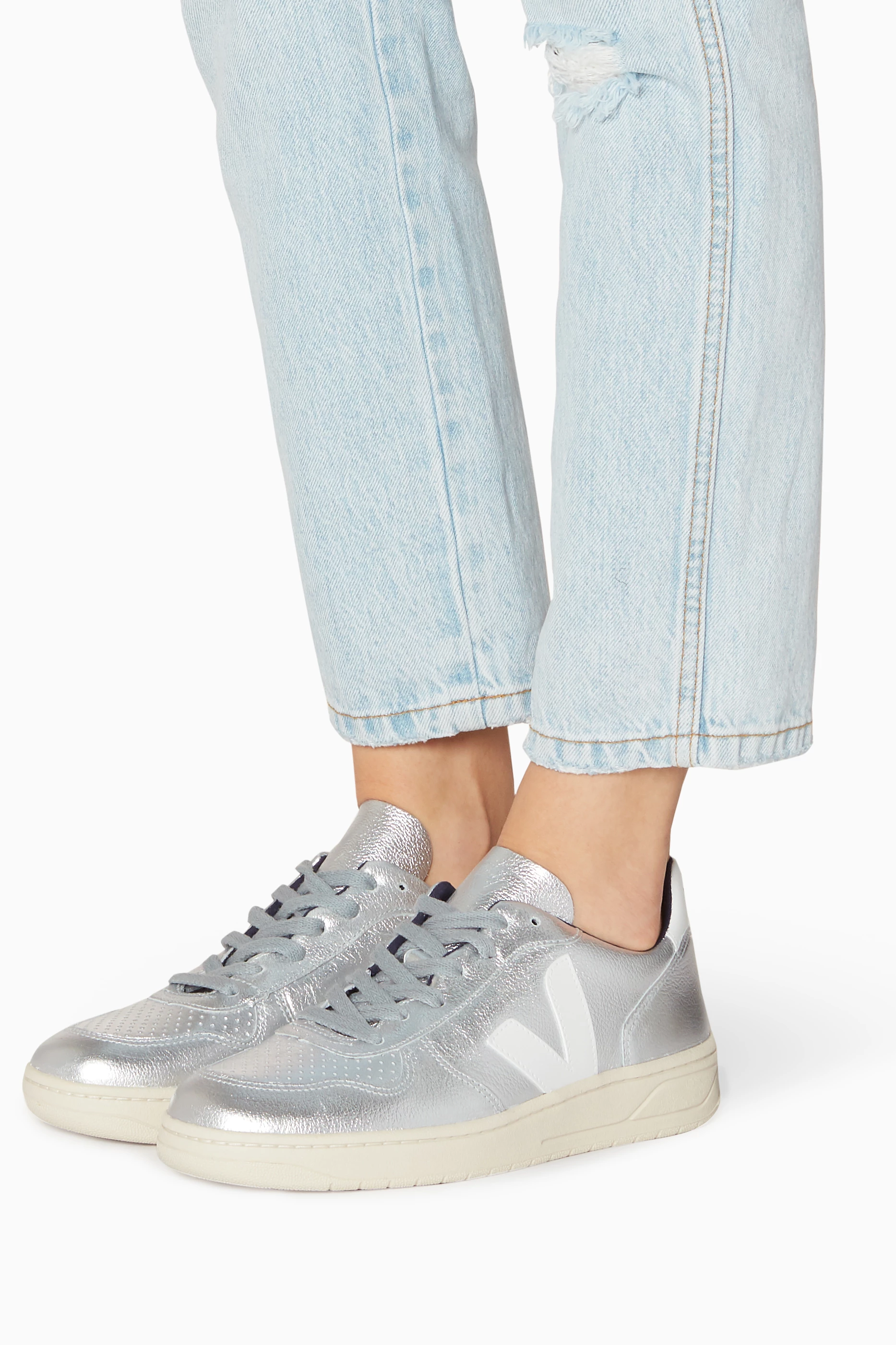 Silver veja discount