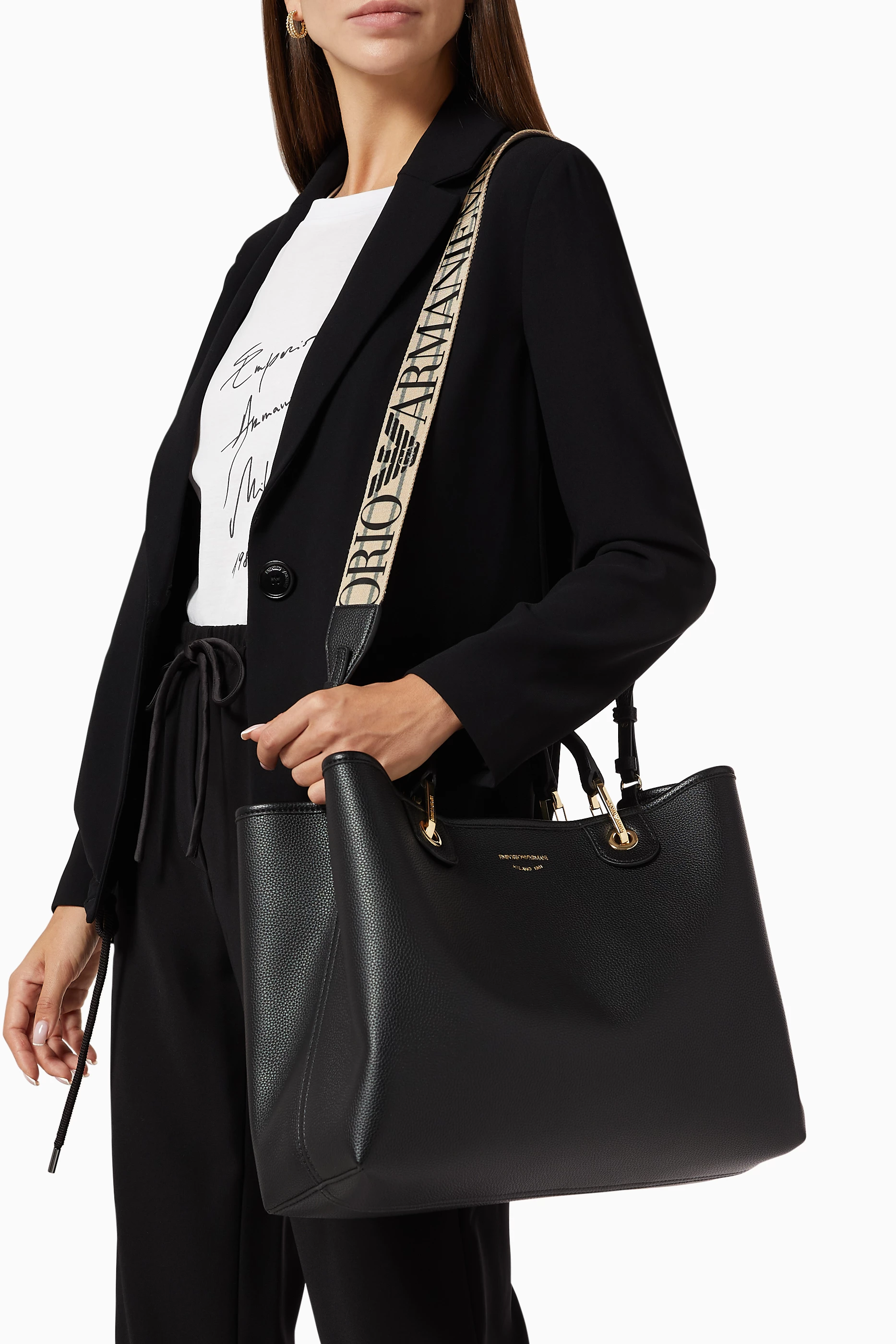 Emporio armani black handbag shop