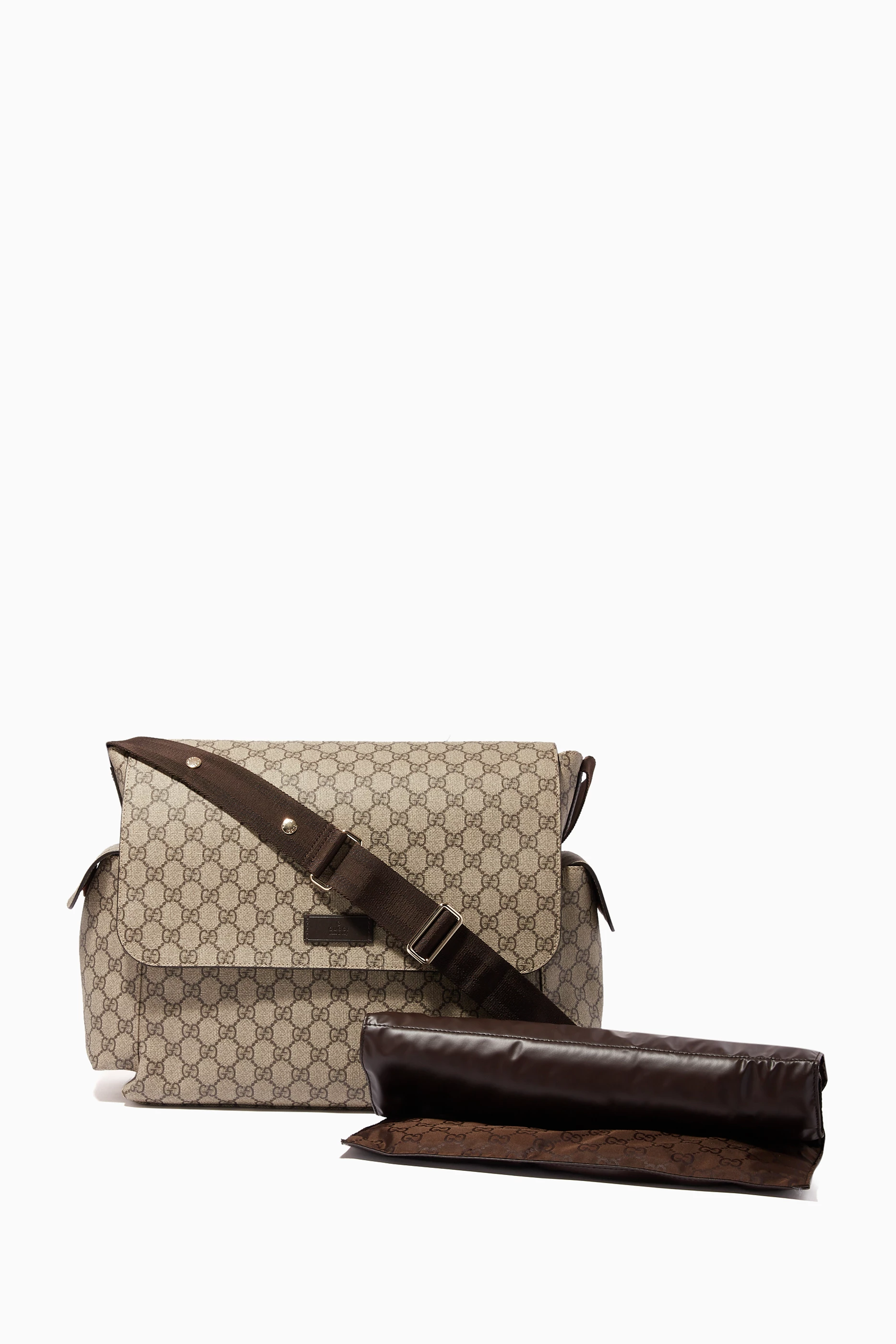 Gucci changing bag store