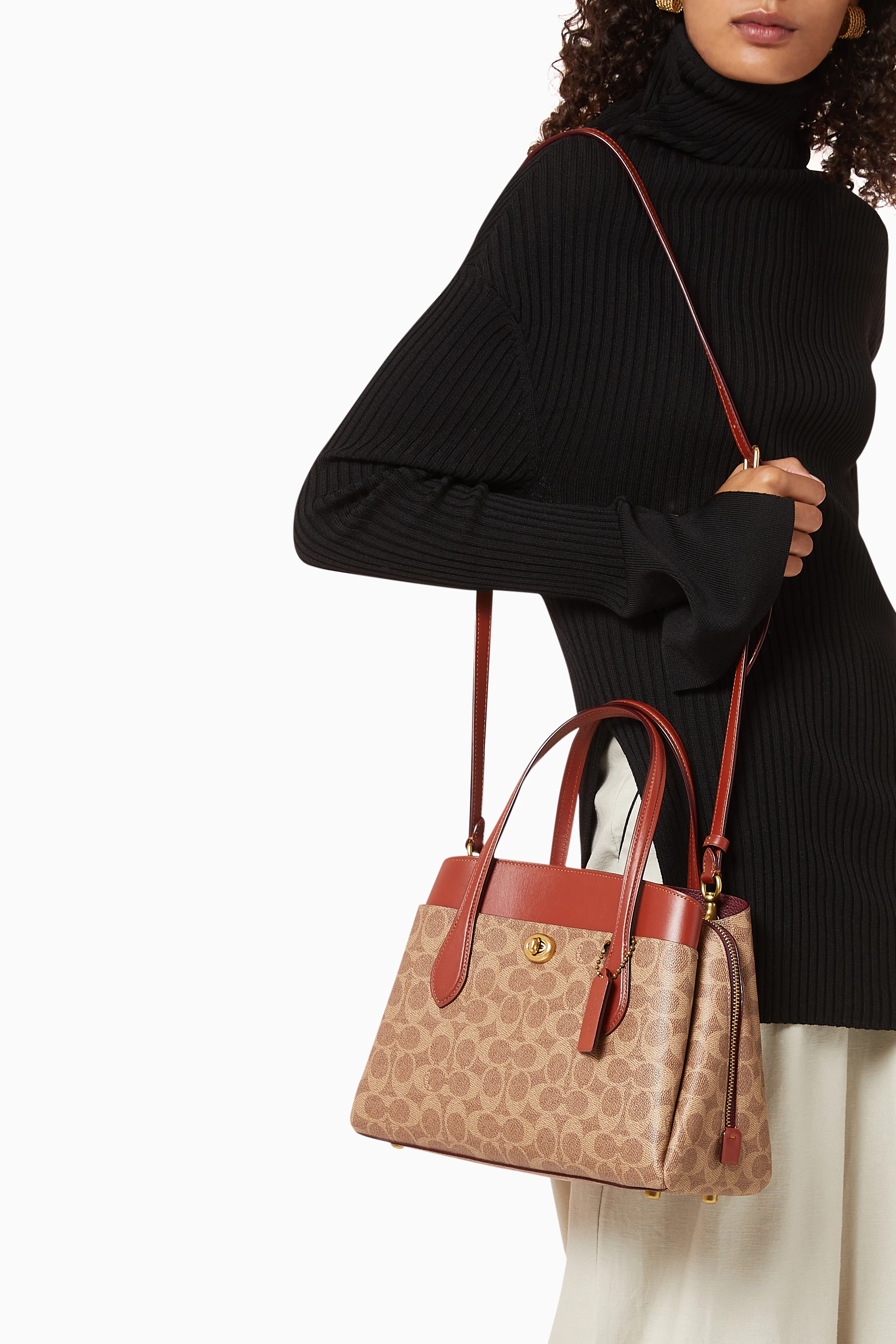 Coach lora bag discount