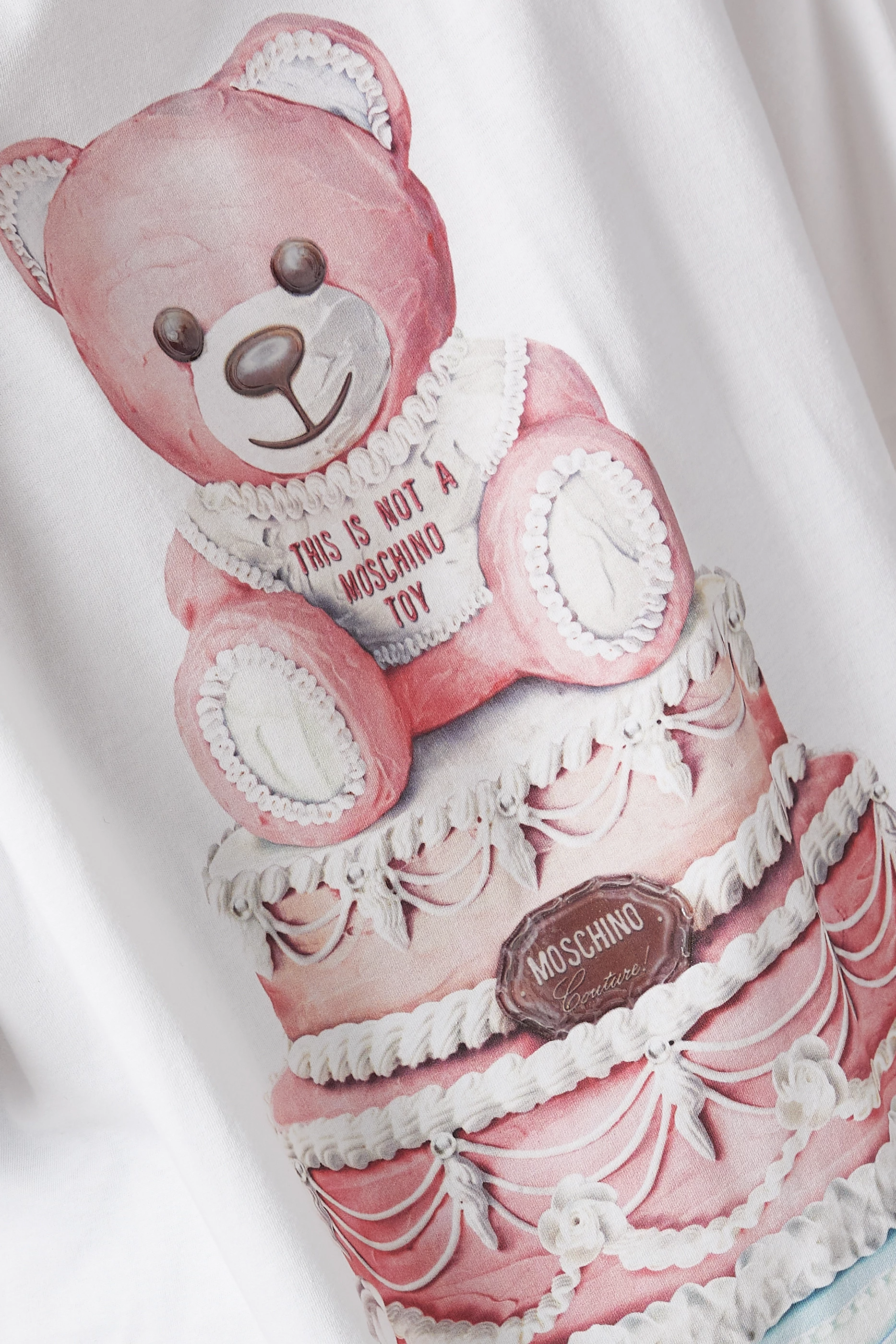 MOSCHINO 【 関税込み 】 Cake Teddy Bear Bucket Bag Women's Teddy Bear Bags – Explore Quirky Styles | Editorialist