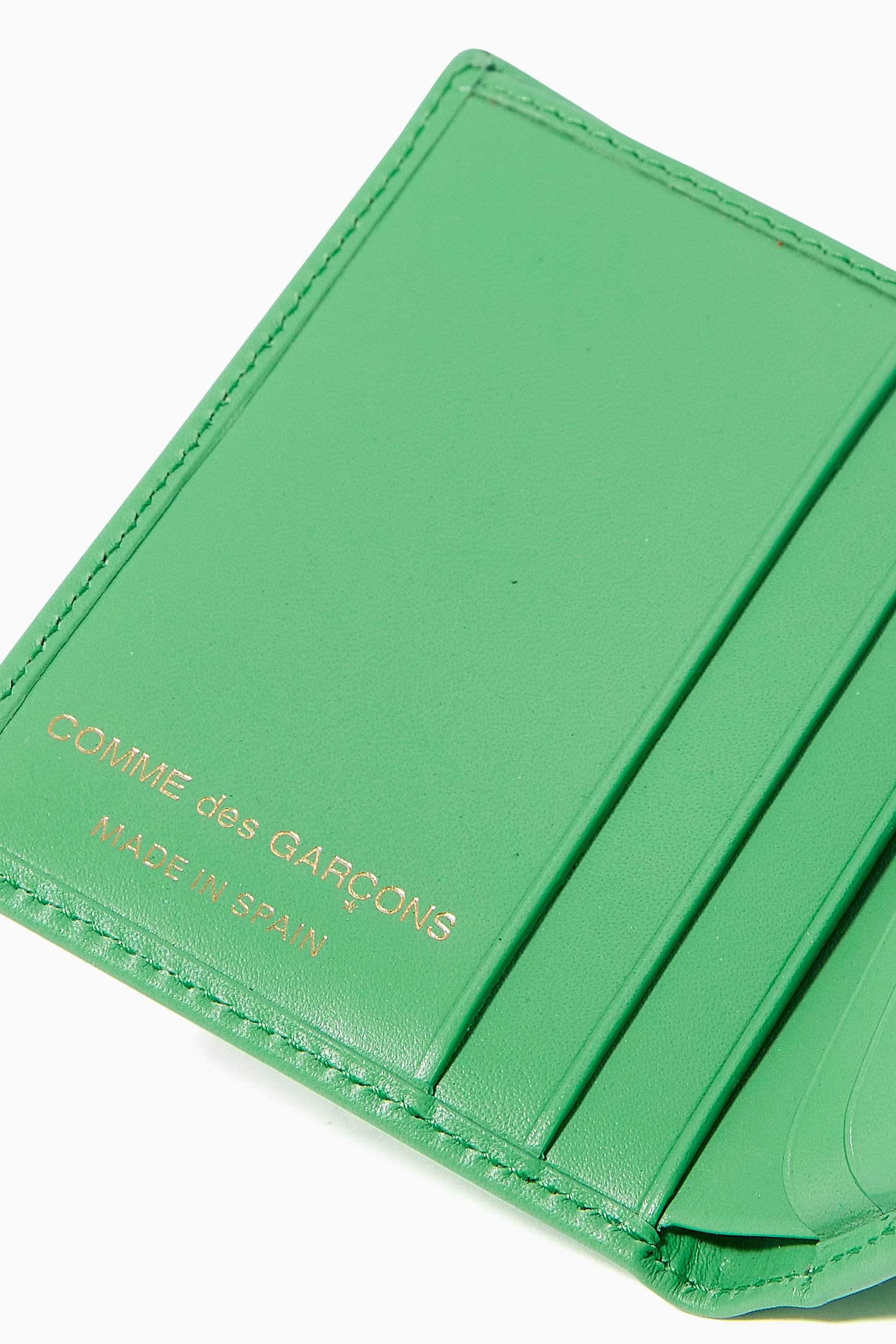 Buy Comme Des Garcons Wallet Green Classic Wallet in Leather For Men Online Ounass UAE