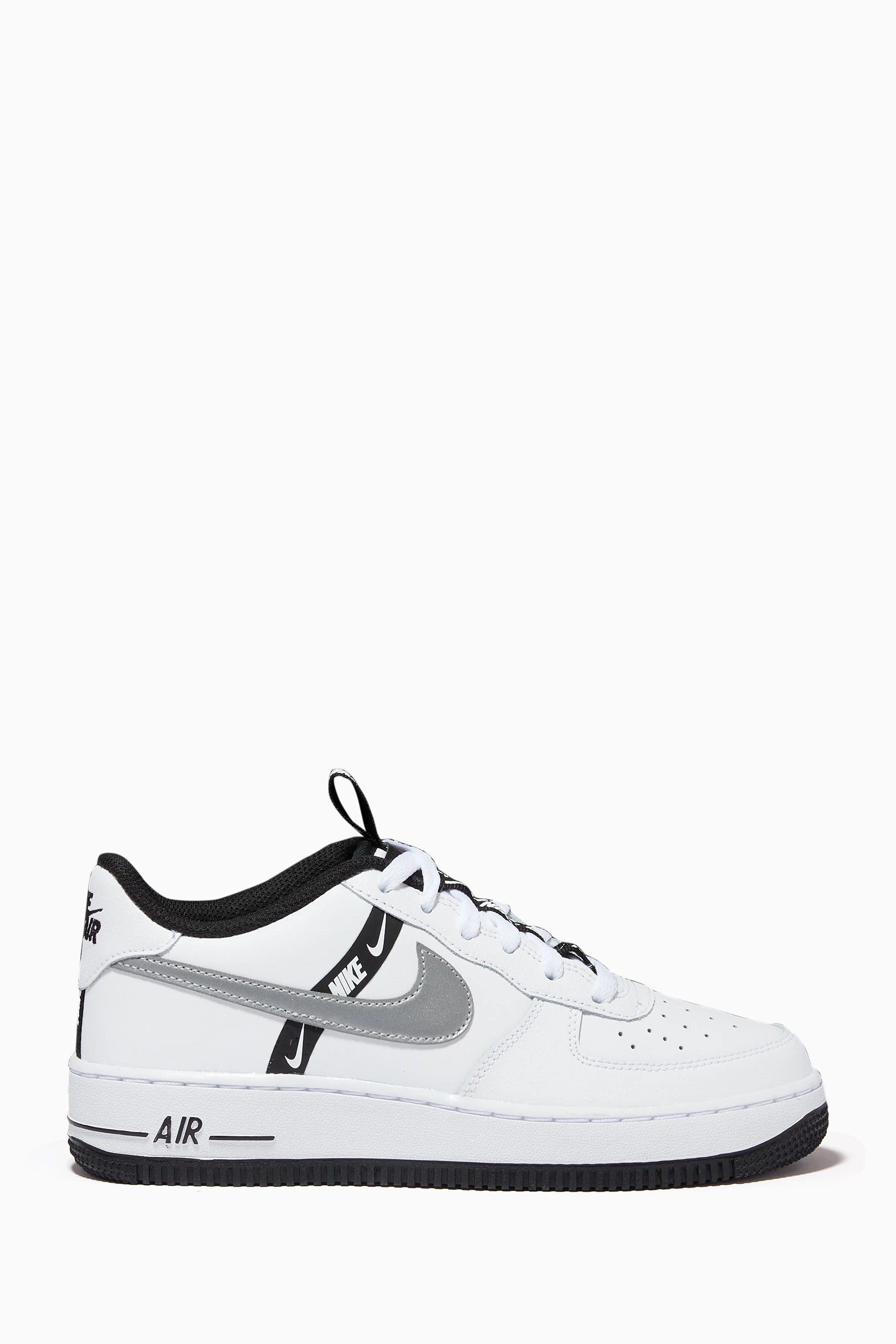 Nike force 1 lv8 ksa sale