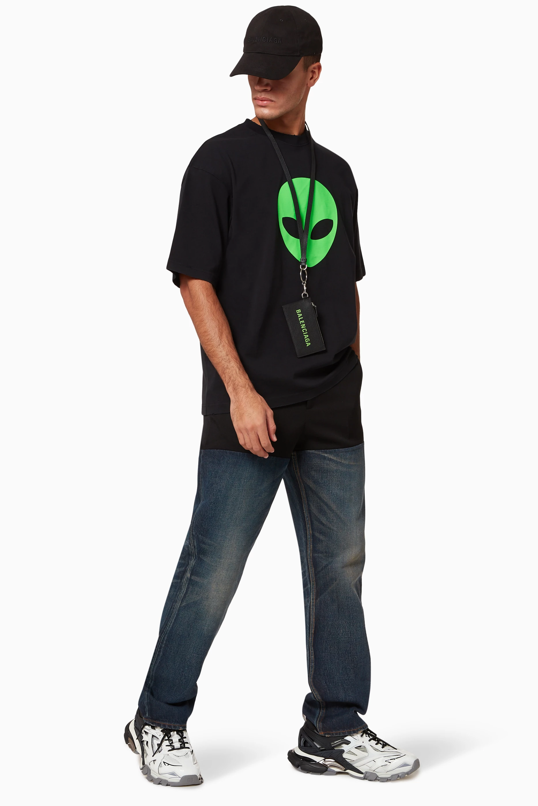 Buy Balenciaga Black Alien Medium Fit T-shirt in Vintage Jersey 
