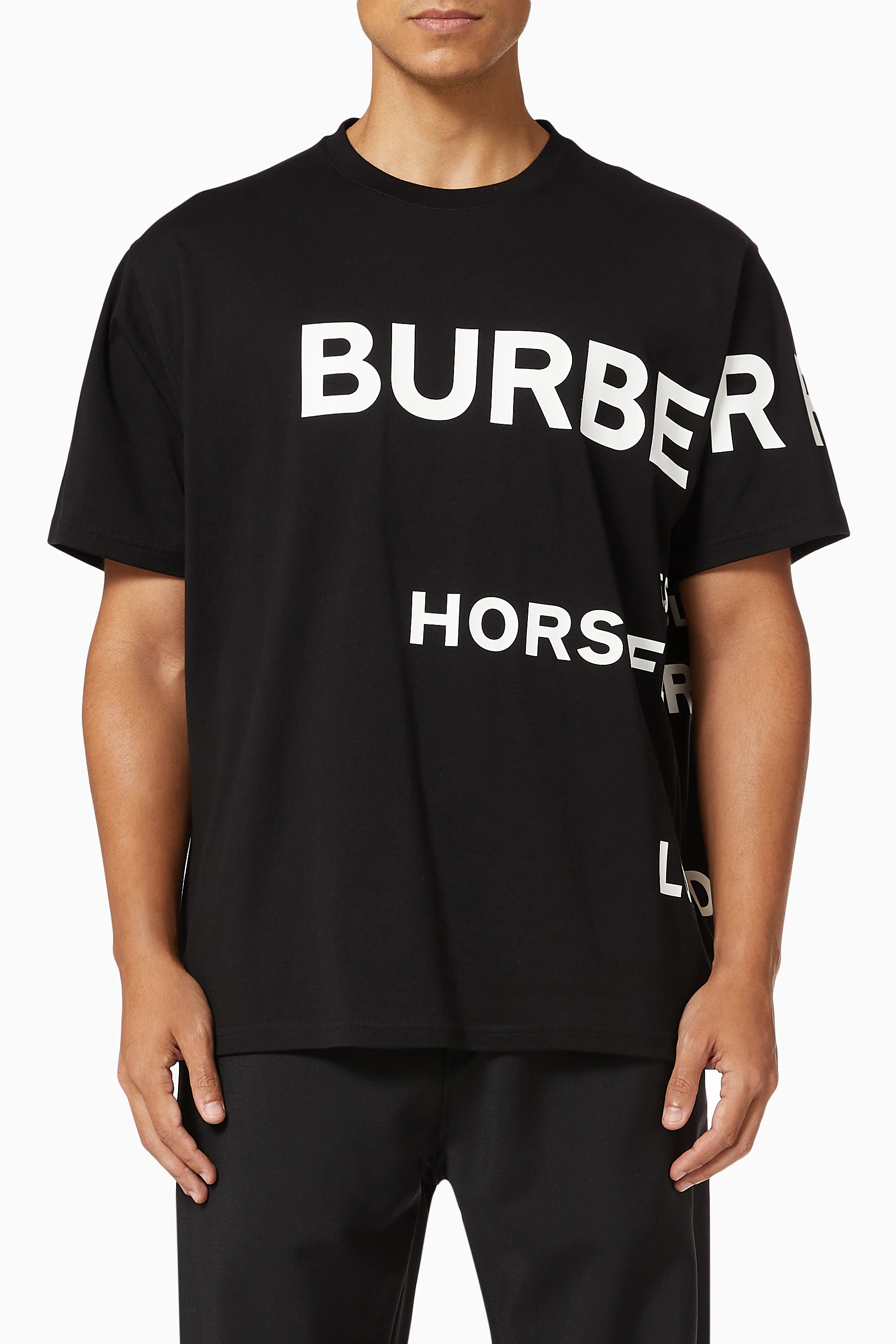 Buy Burberry Black Horseferry Print Oversized T shirt in Cotton For Men Online Ounass UAE