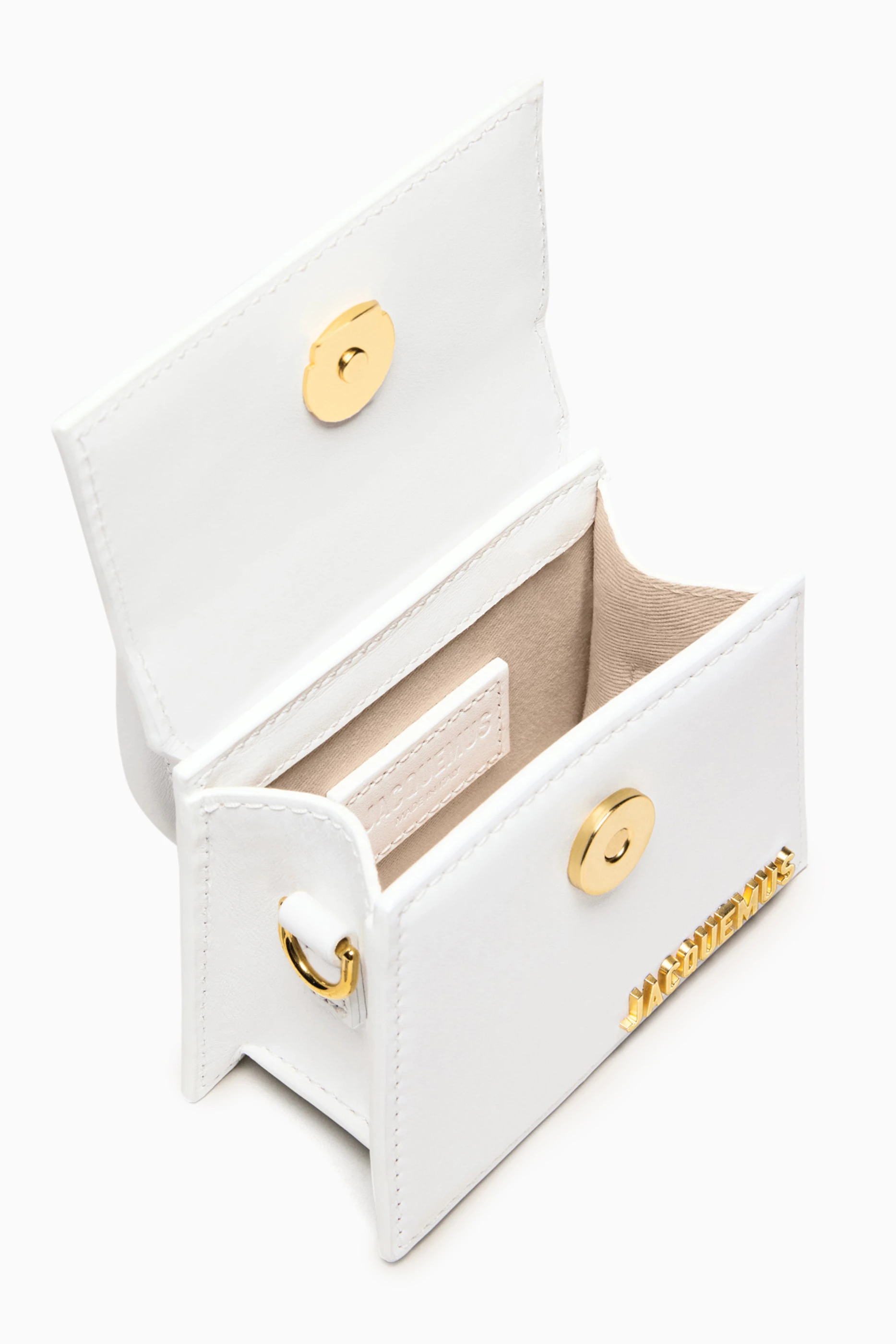White jacquemus mini bag on sale