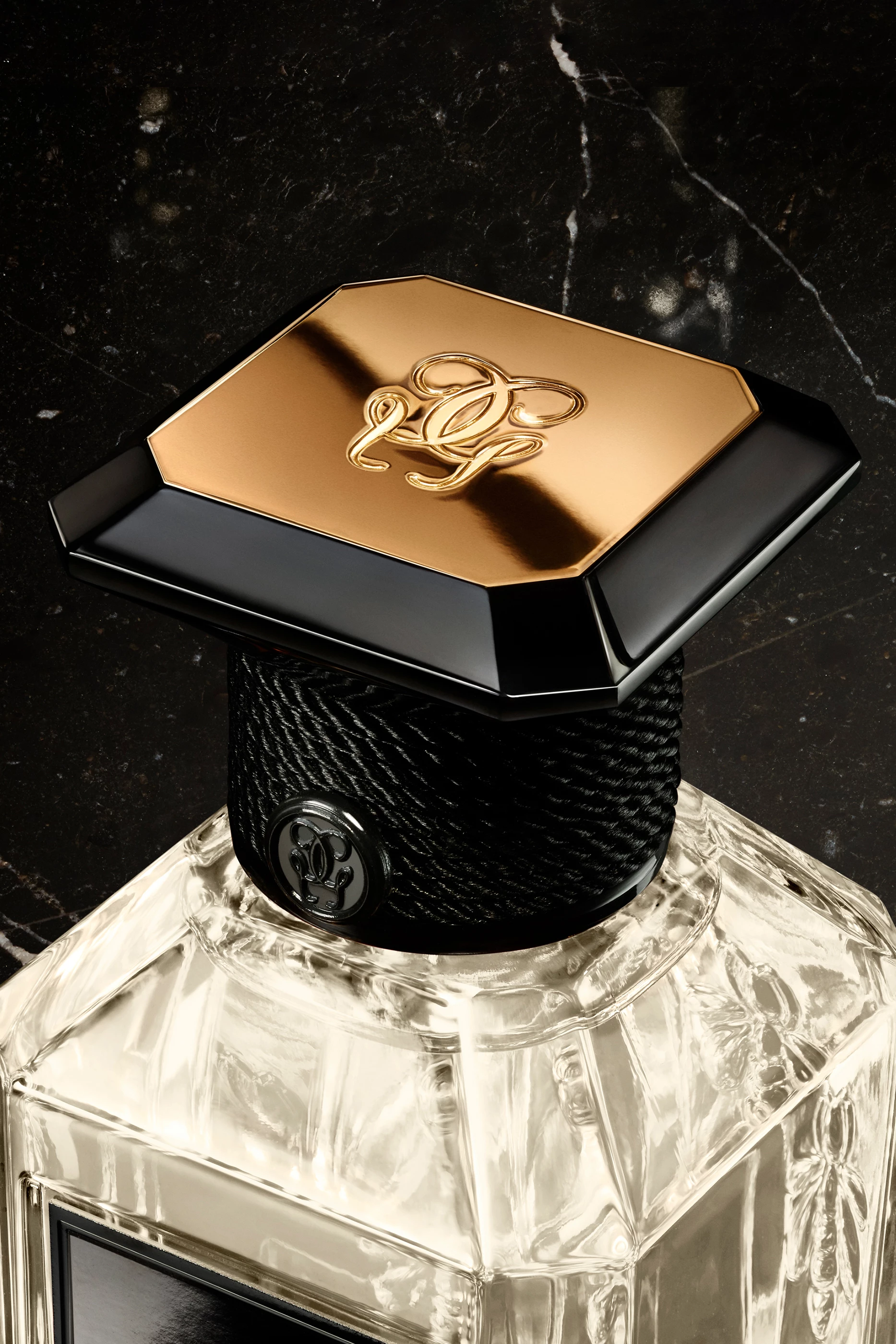 Buy Guerlain Musc Outreblanc Eau de Parfum, 200ml For UNISEX