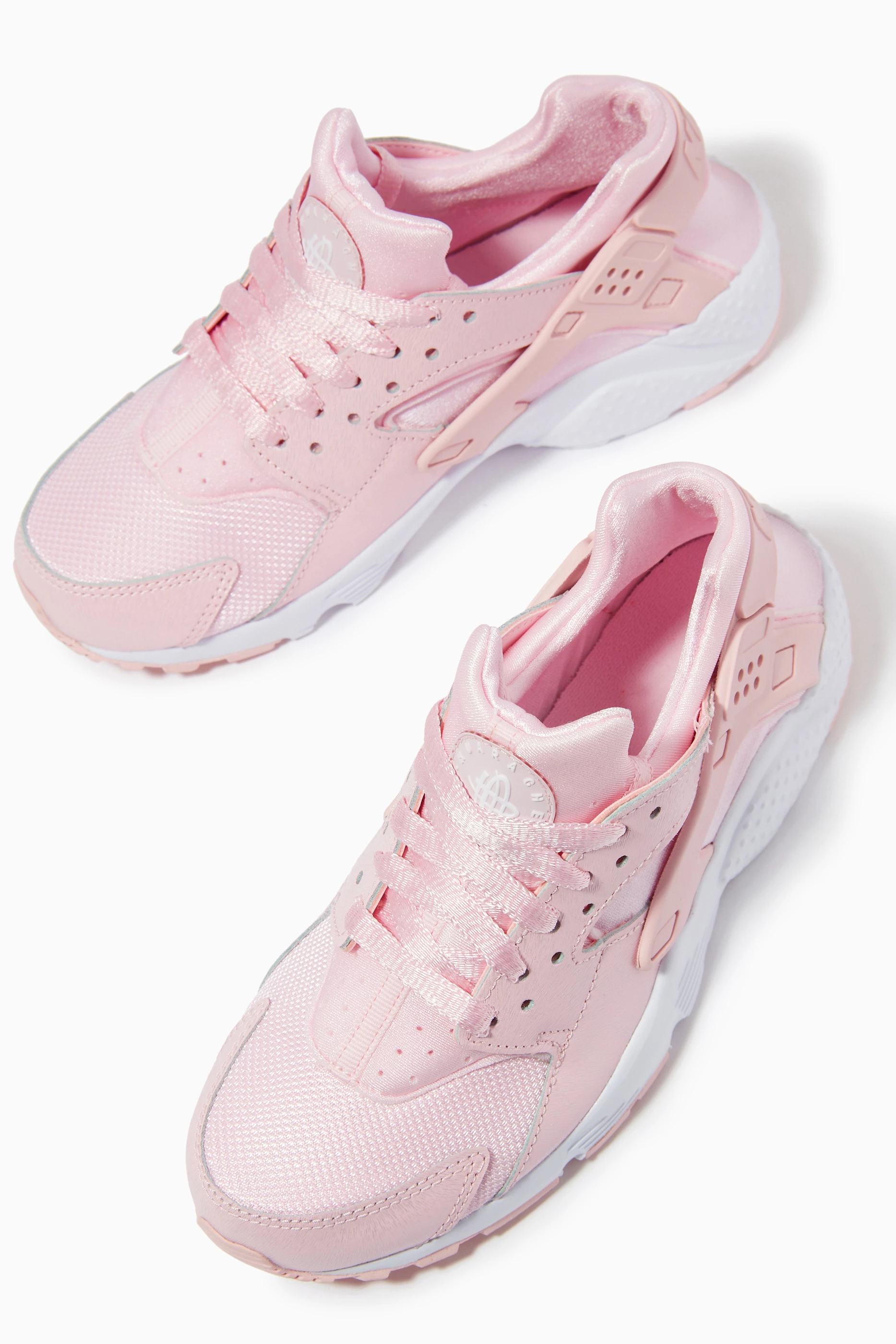 Nike huarache run se pink sales