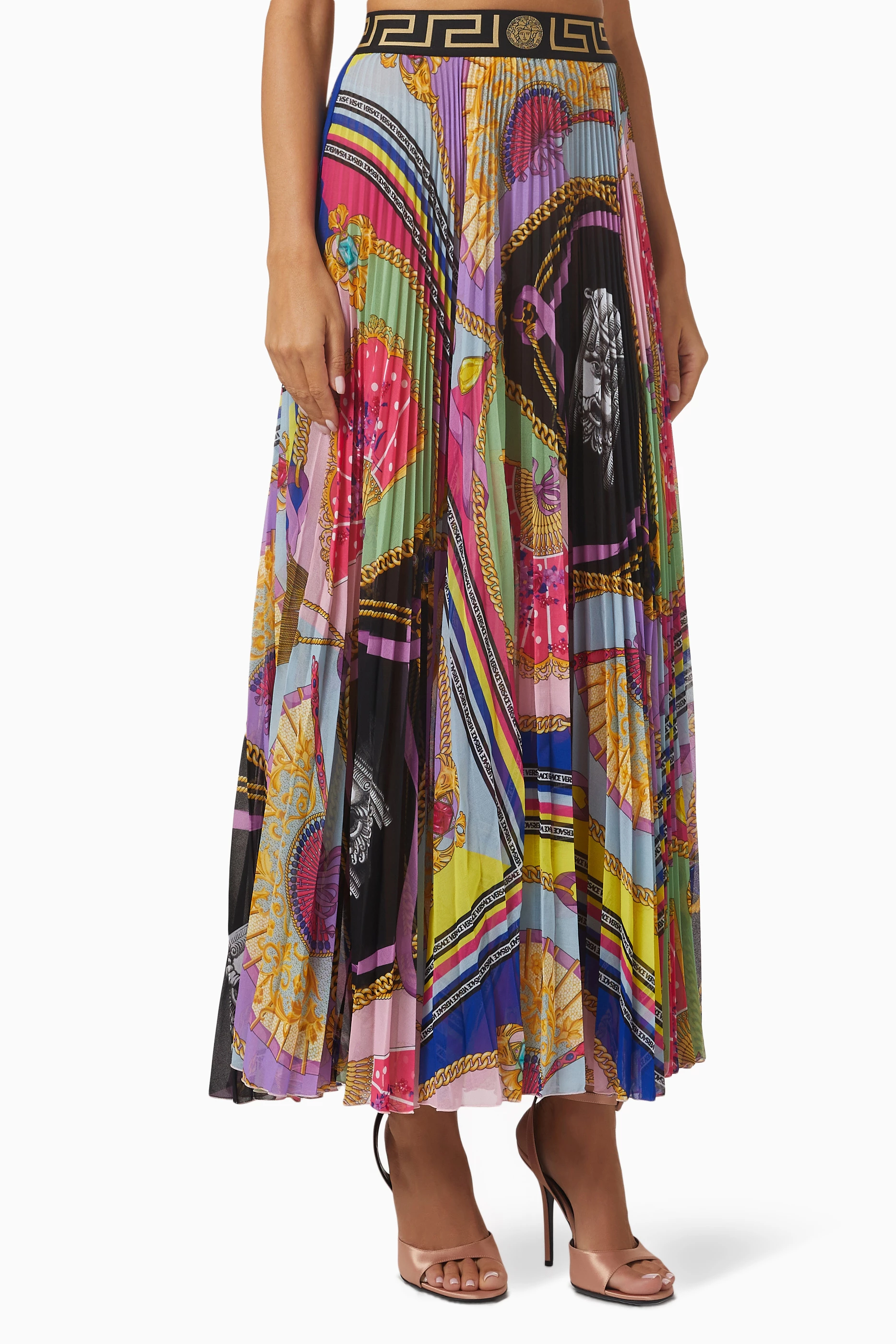 スカート VERSACE Woman Skirt Multicolor 10157151A13646 2KN80 Versace Jeans Women's Multi-Color A-Line Skirt US XS IT 38