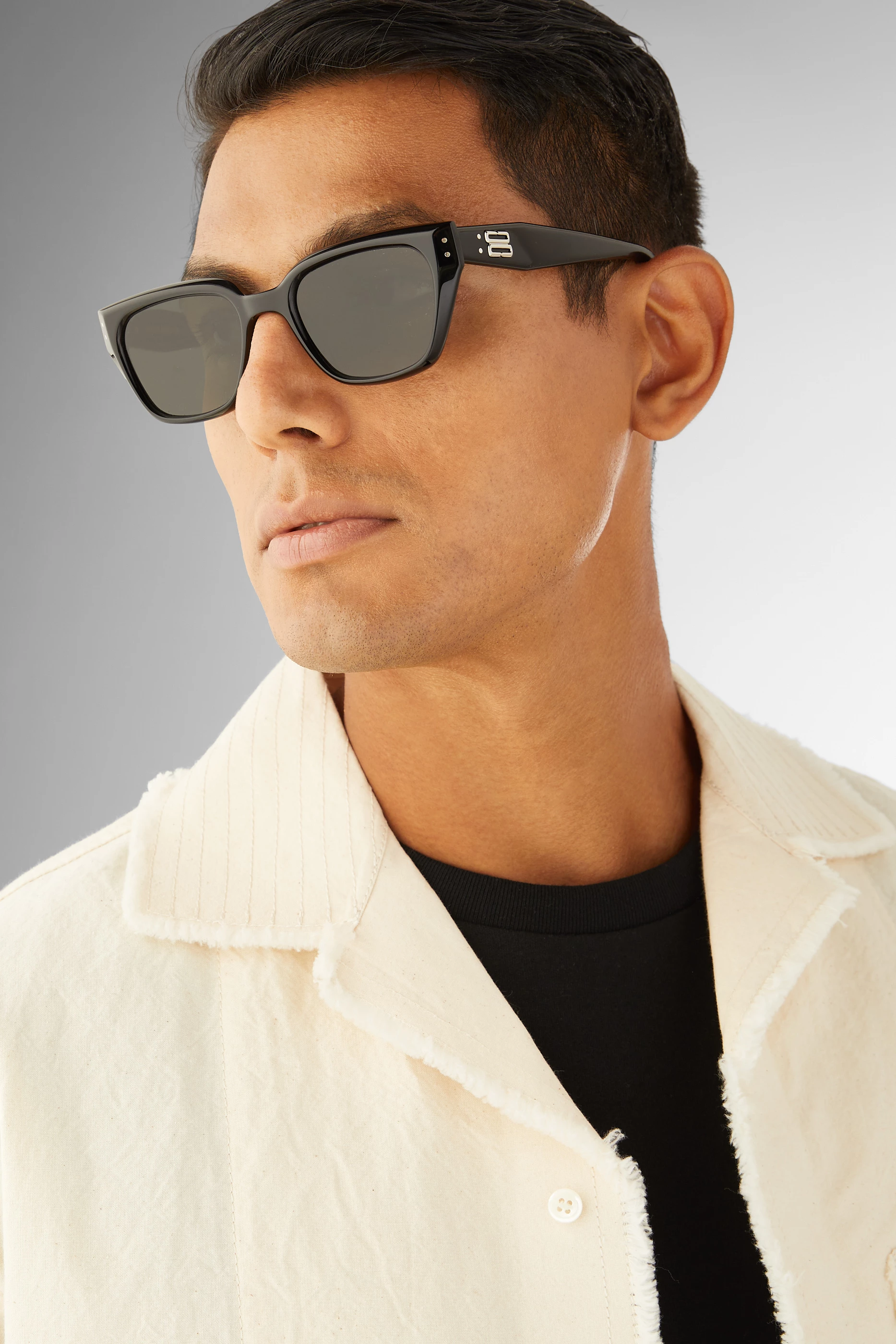 Buy Gentle Monster Black Nada 01 Sunglasses in Acetate For UNISEX