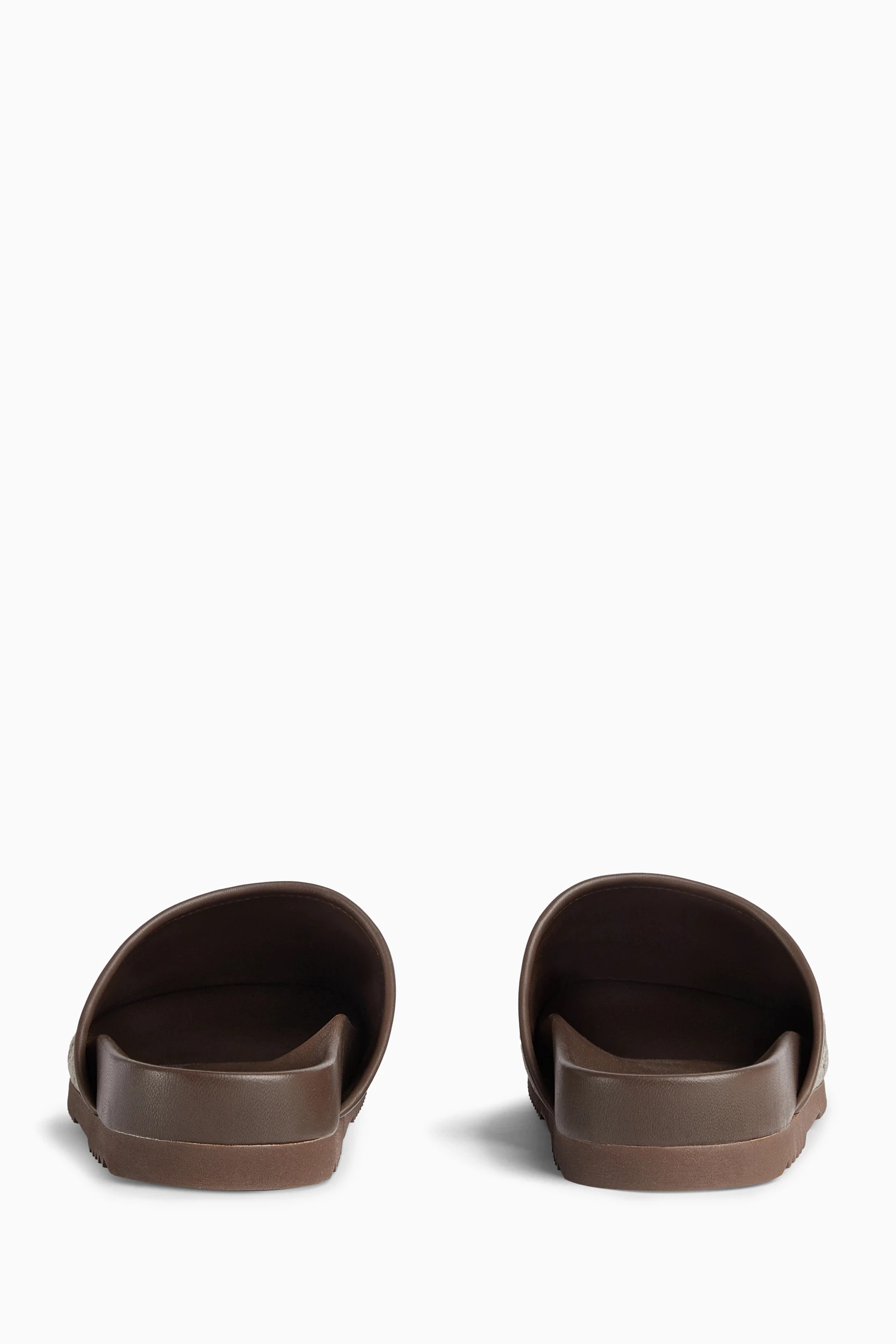 Gucci supreme slippers deals